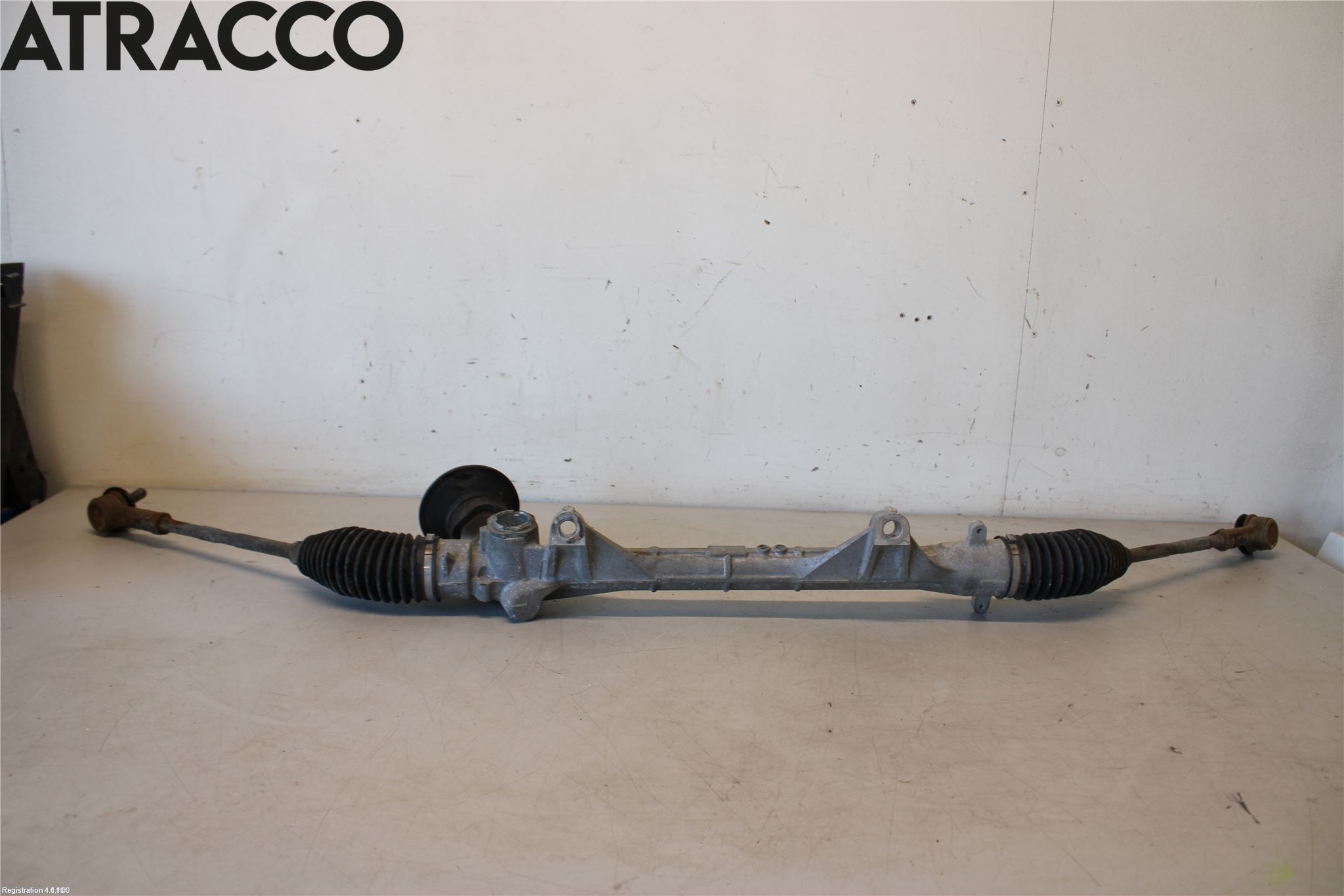 Mitsubishi OUTLANDER 13-21 Servo Snekke - Tannstang