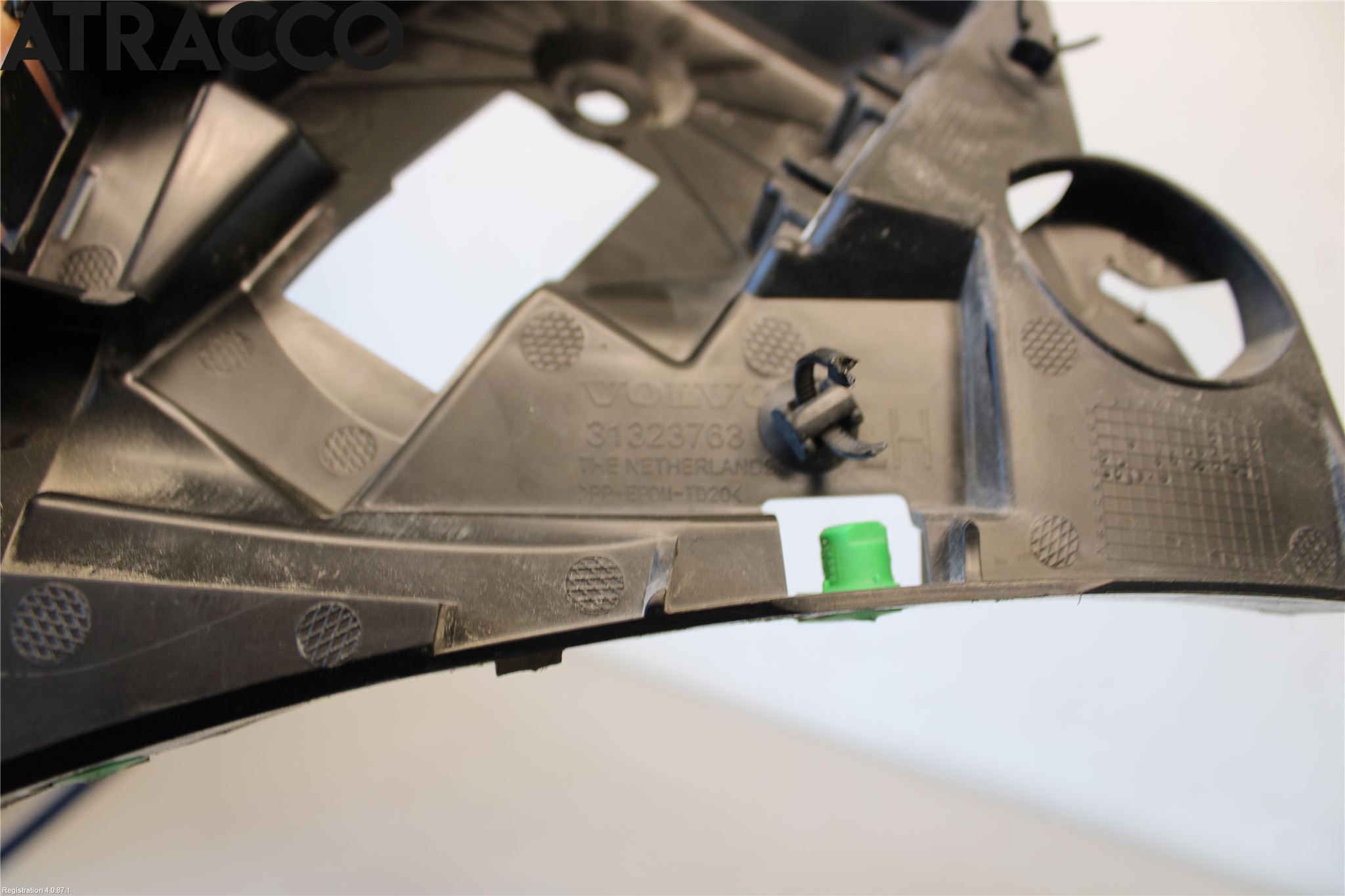 Volvo XC60 09-13 Støtfanger Bak Feste