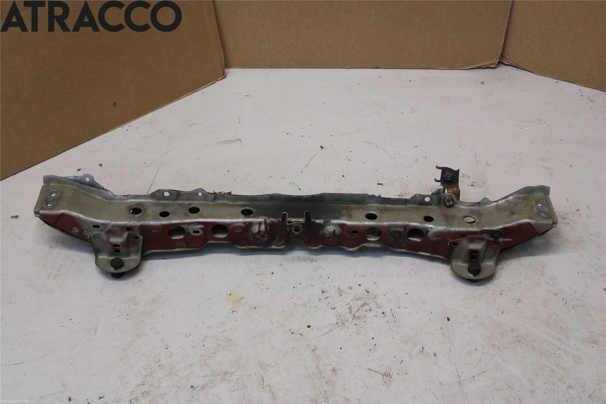 Toyota YARIS XP130 12-14 Panserlåsplate-Bjelke