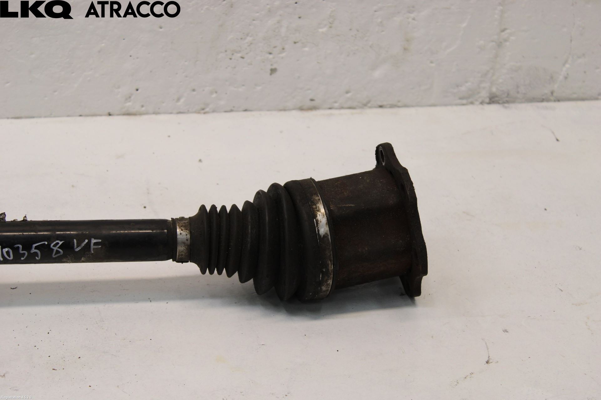 Audi A4/S4 08-11 Drivaksel Foran Kompl Venstre