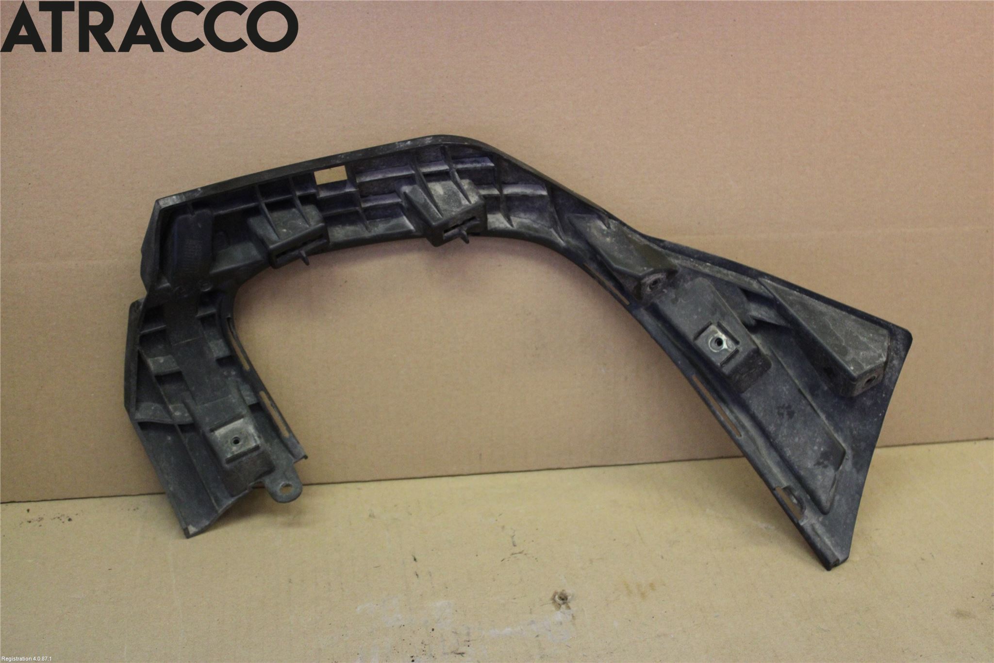 Volvo XC60 09-13 Støtfanger Bak Feste