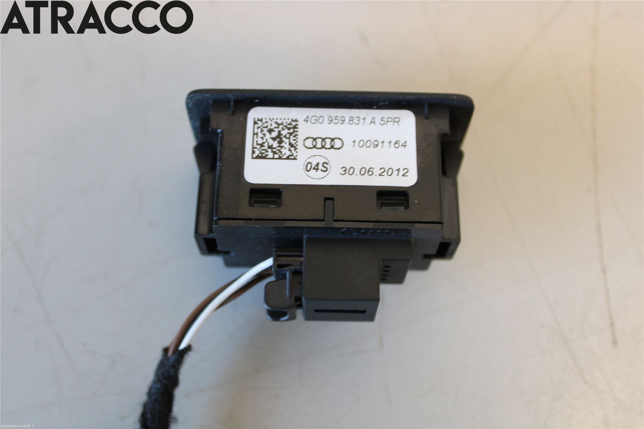 Audi A6 ALLROAD 12-18 Bryter Bakluke