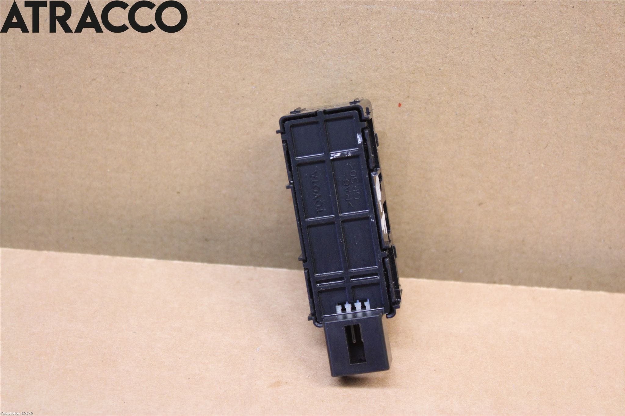 Toyota RAV4 19- Bryter Seteminne