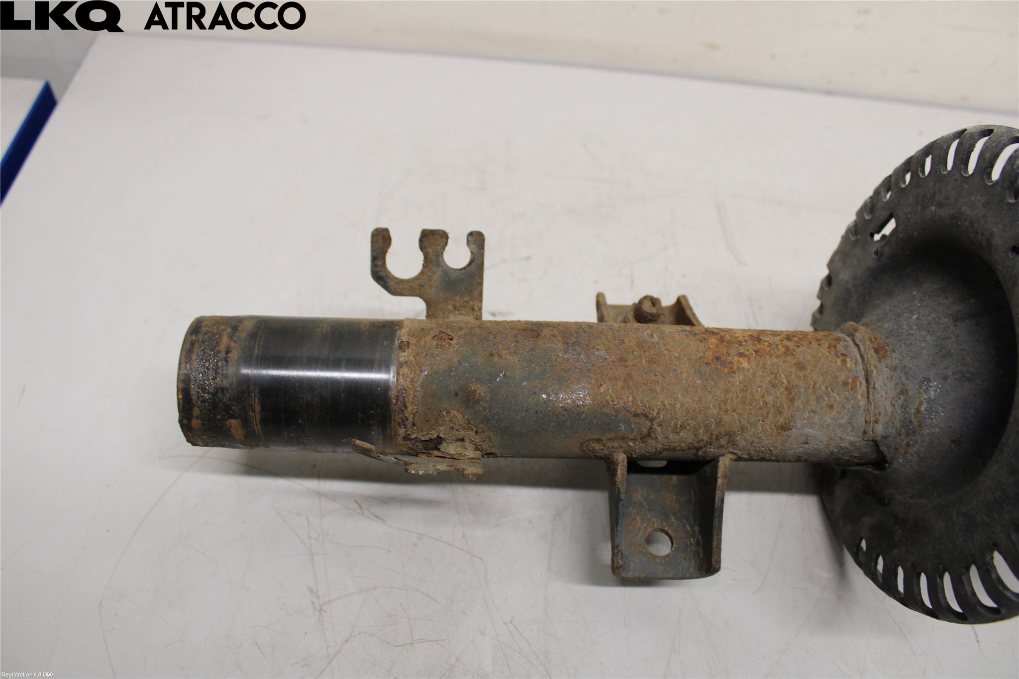 Volkswagen VW CADDY 11-15 Fjærbein Foran Høyre