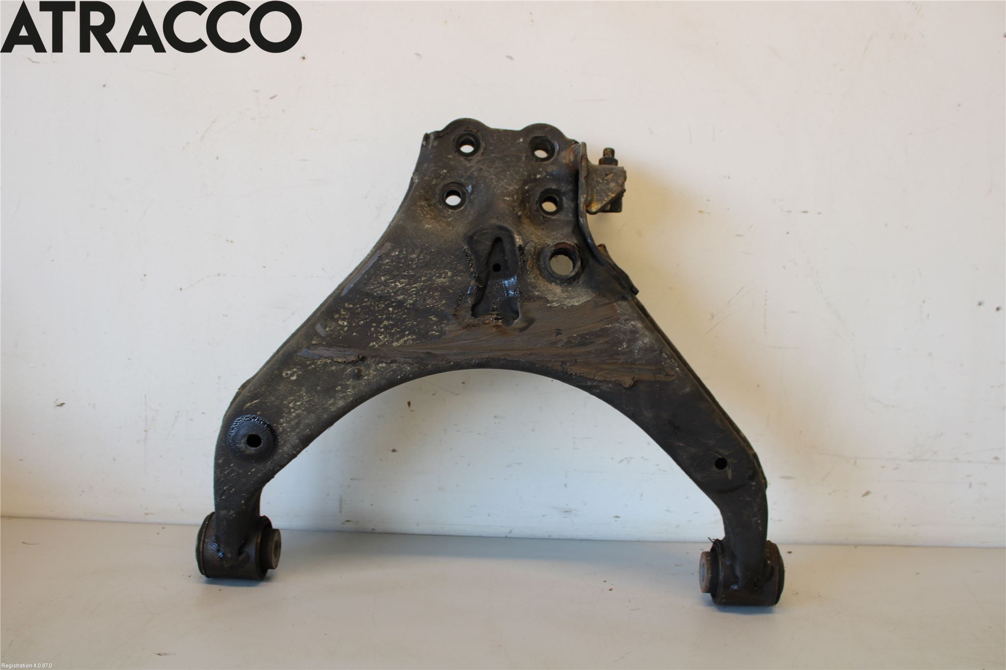 Isuzu D-MAX Bærearm Foran Høyre Nedre