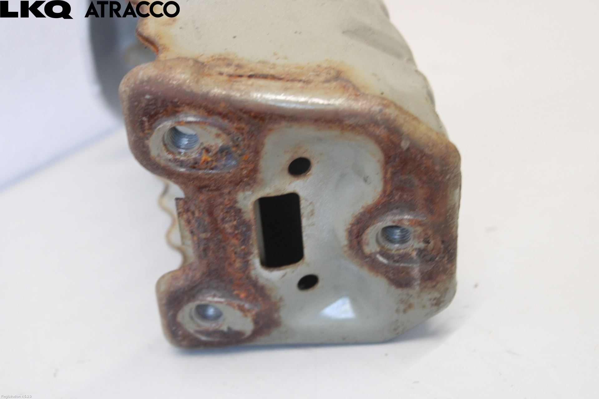 Toyota YARIS XP130 15-20 Støtfanger Foran Feste