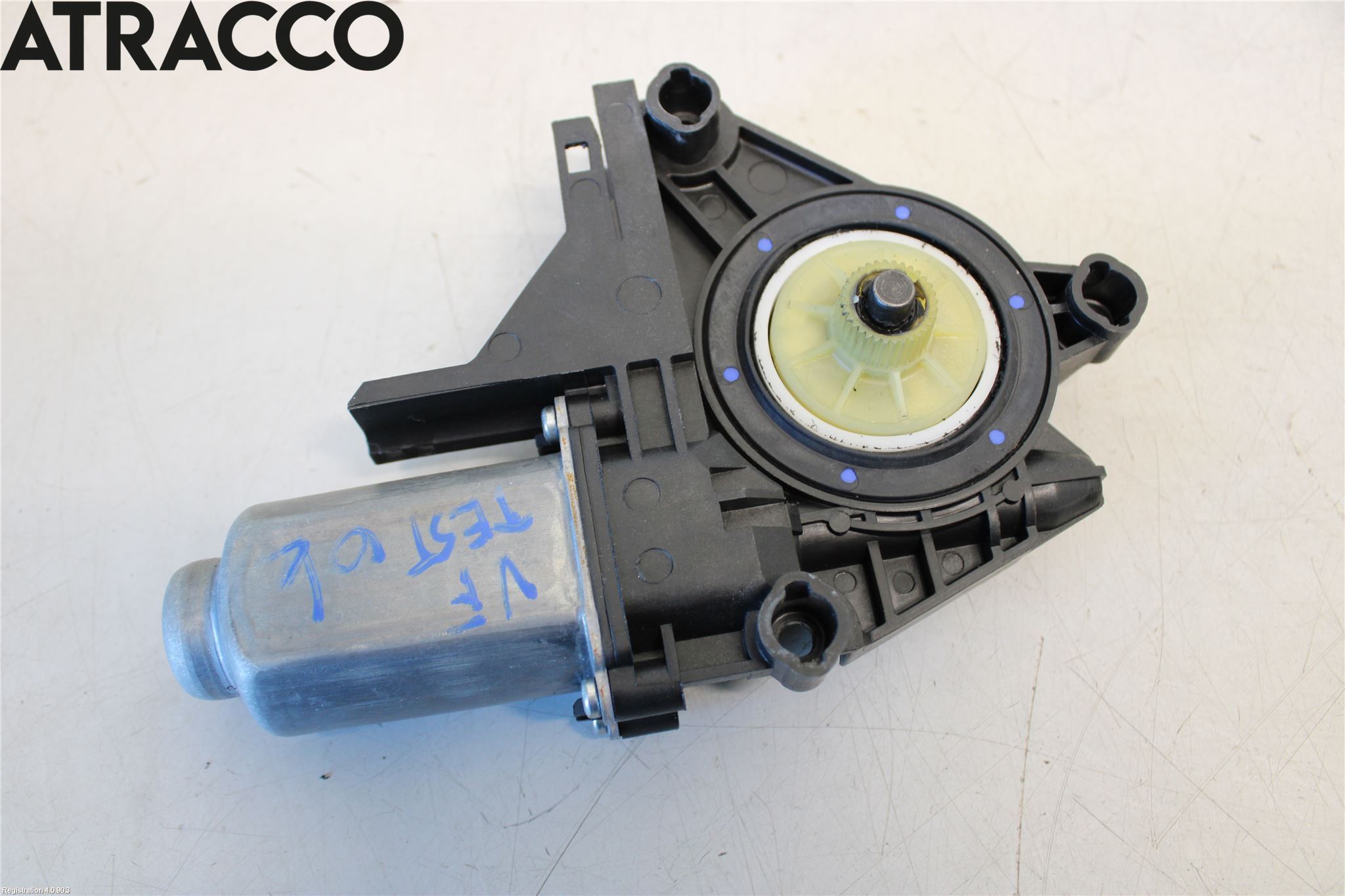 Volkswagen VW CADDY      04-10 Vindusheismotor