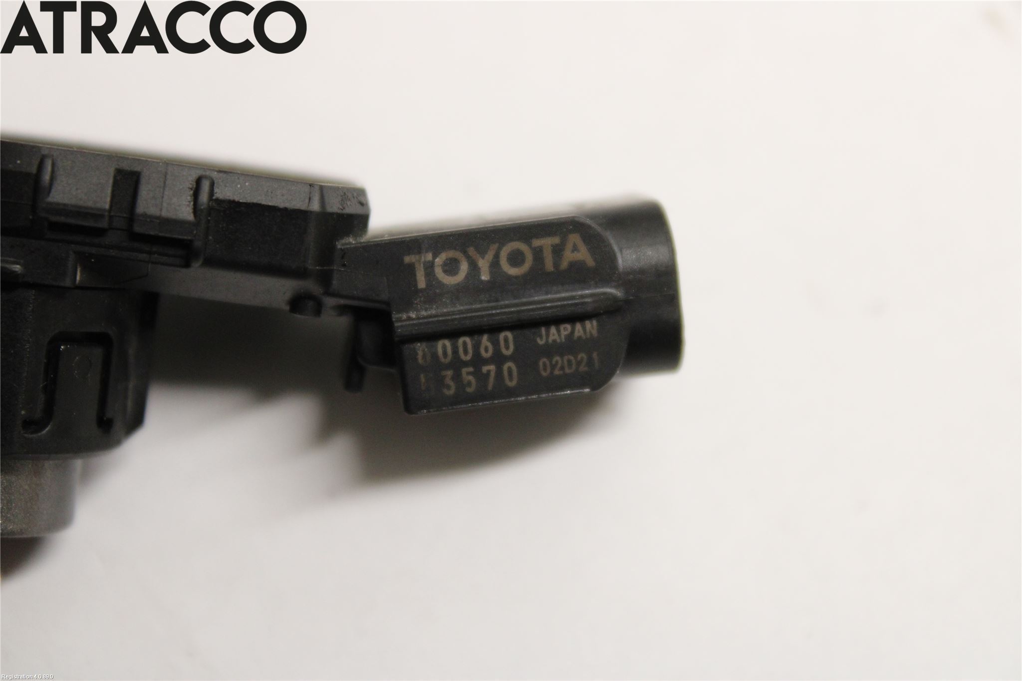 Toyota RAV4 19- Sensor Parkering Front