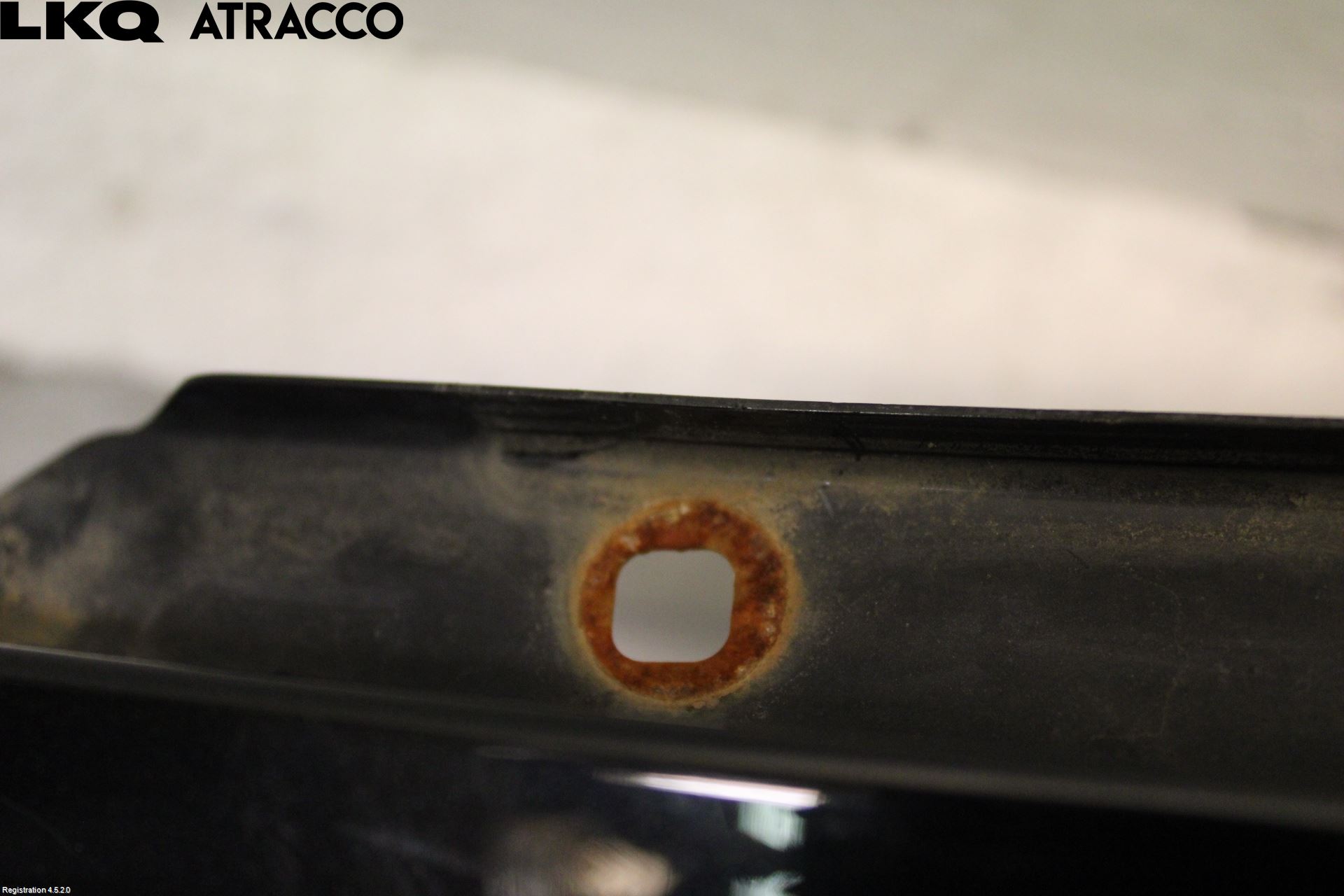 BMW 5 E60/61 Sed/Tou 02-10 Skjerm Foran Venstre