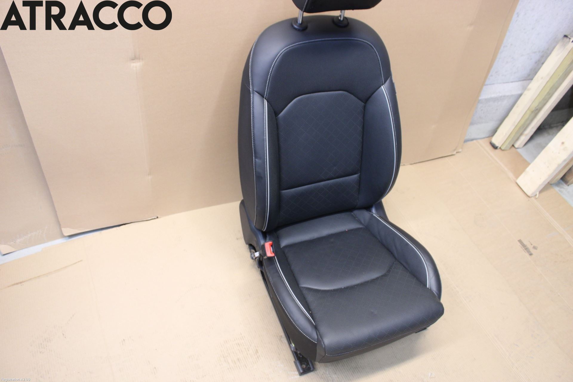 Kia XCEED 19- Innr Sete Foran Venstre