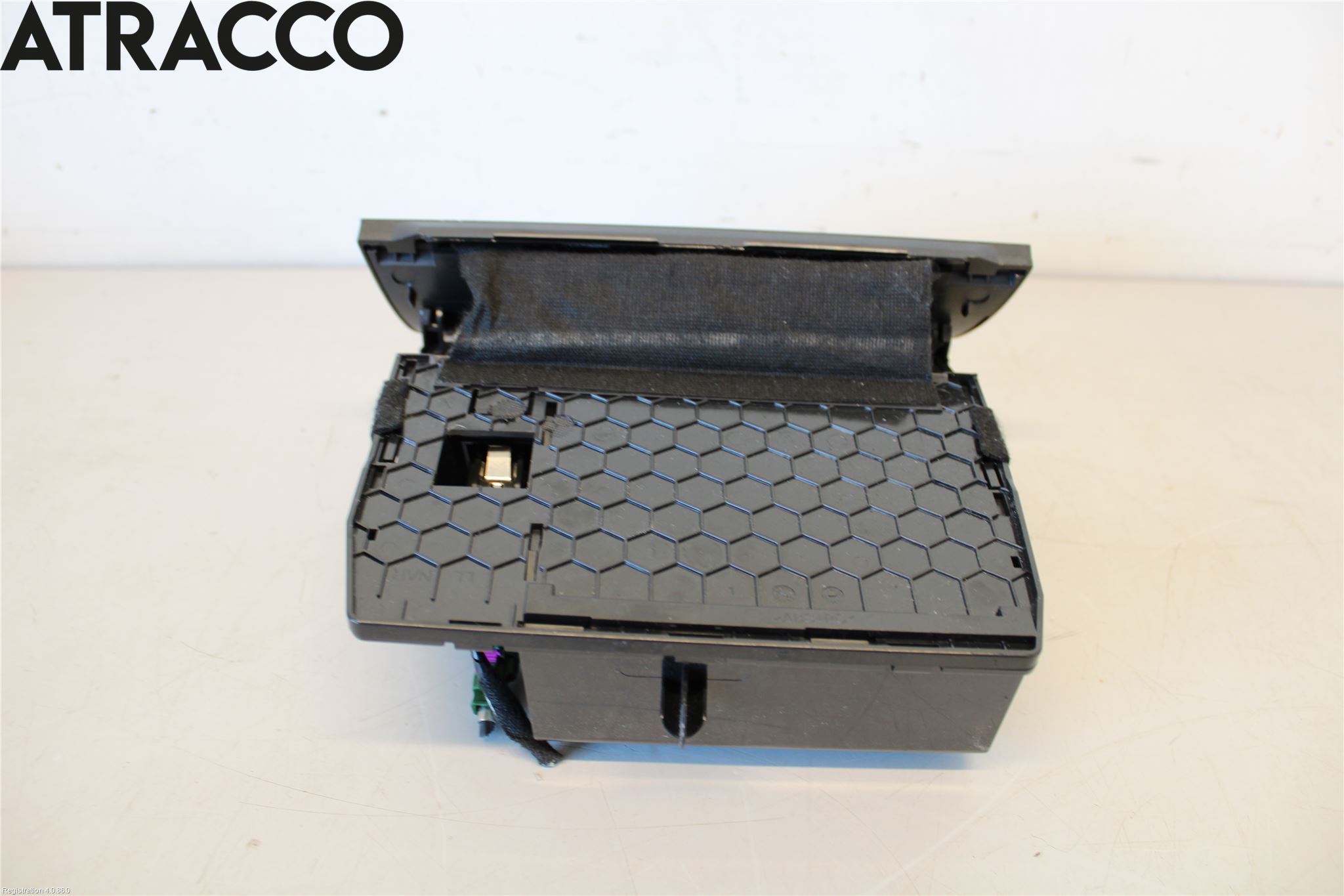 Volkswagen VW GOLF / E-GOLF VII 13-20 Innr Oppbevaringsrom