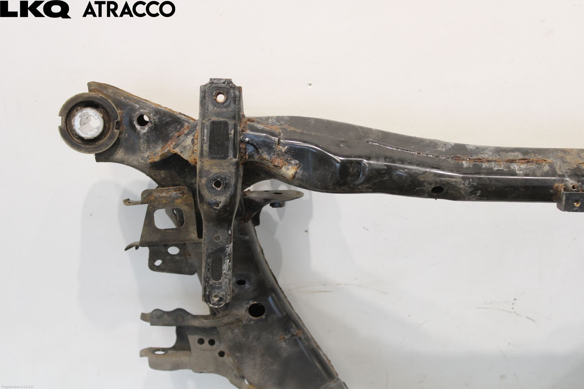 Tesla MODEL 3 17- Bakaksel Feste Travers-Ramme