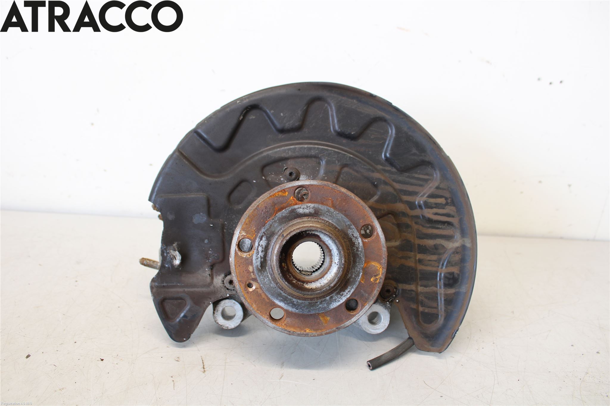 Volkswagen VW PASSAT 15-19 Spindel Hf