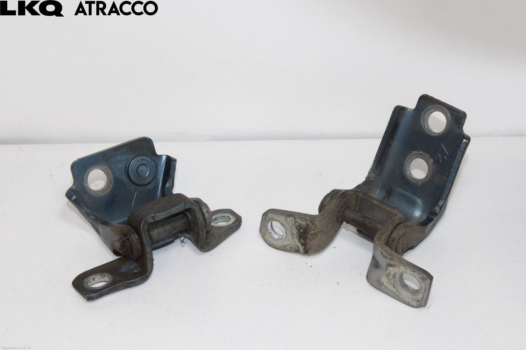 Mazda 3 III 14-19 Dørhengsel