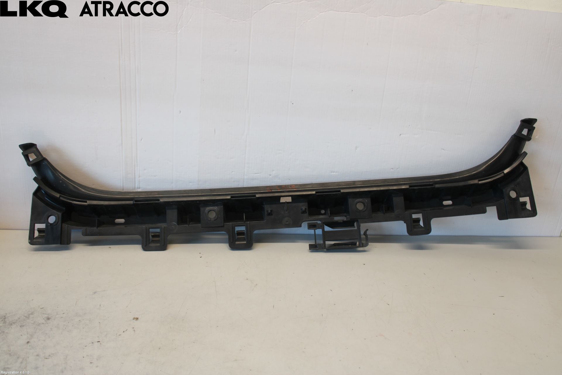 BMW 3 E90/91 SED/TOU 05-12 Støtfanger Bak Midt Del