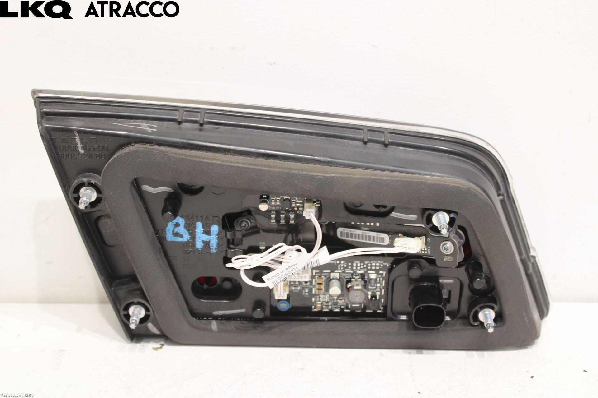 Tesla MODEL S 13- Baklykt Høyre  På Luke(Indre)