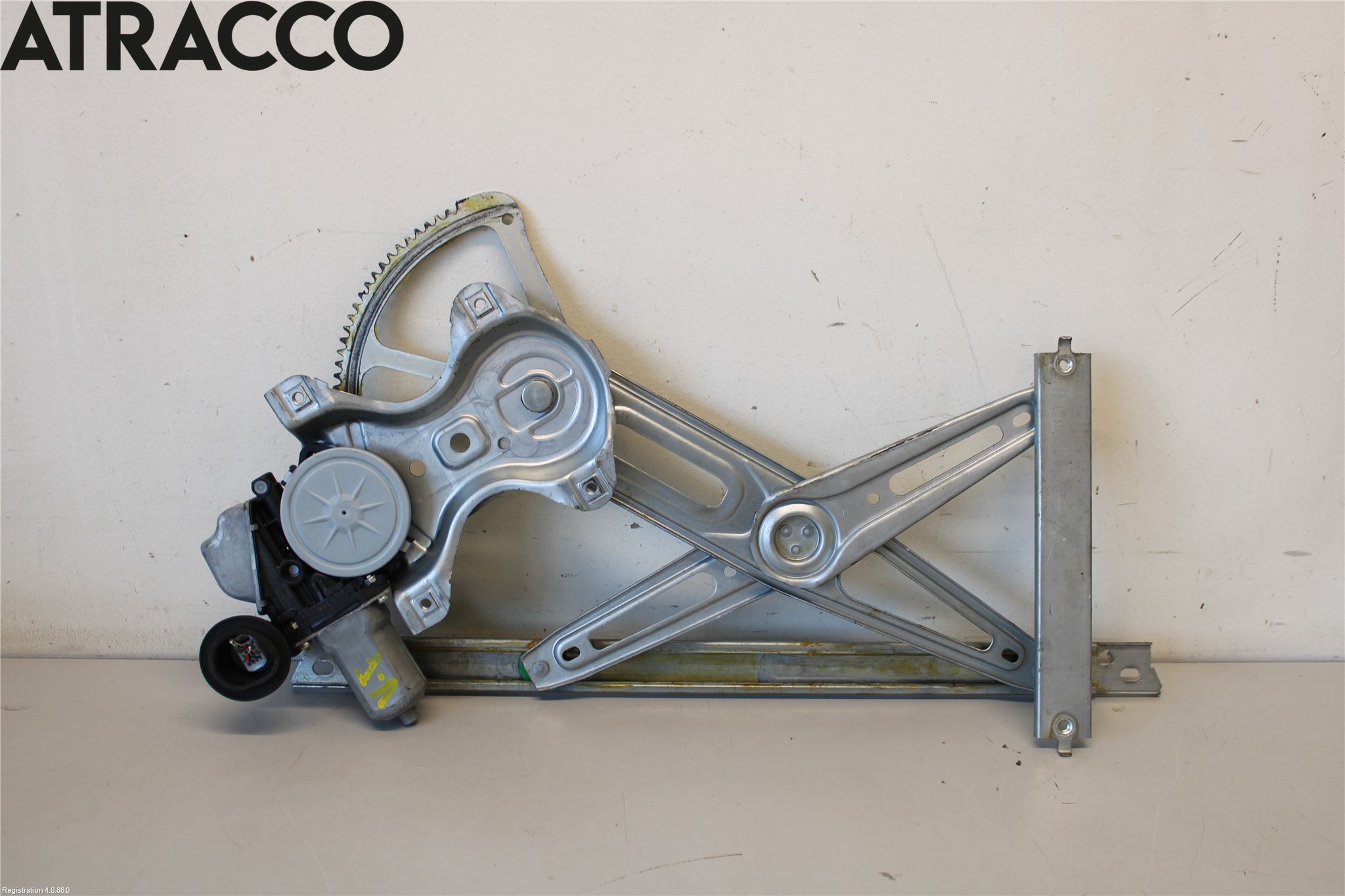 Toyota YARIS XP130 12-14 Vindusheis El Komp