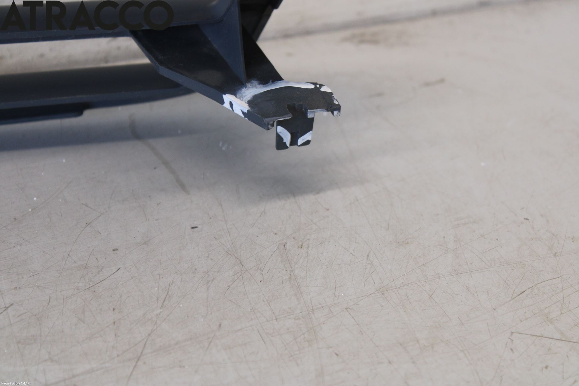 Toyota HI-ACE 95-05 Grill Komplett