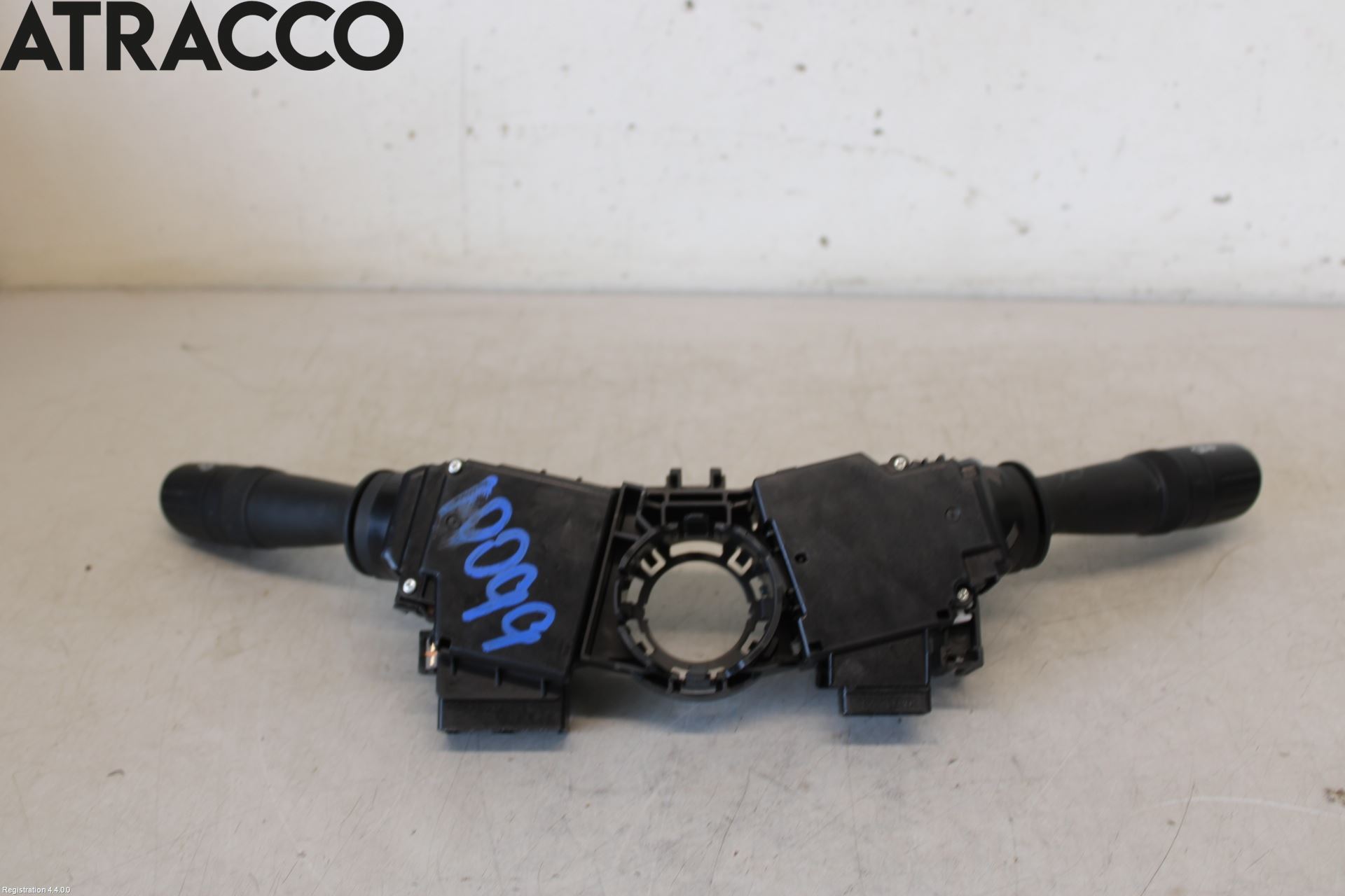 Toyota C-HR 16-23 Bryter Ratt Kombi H Og V