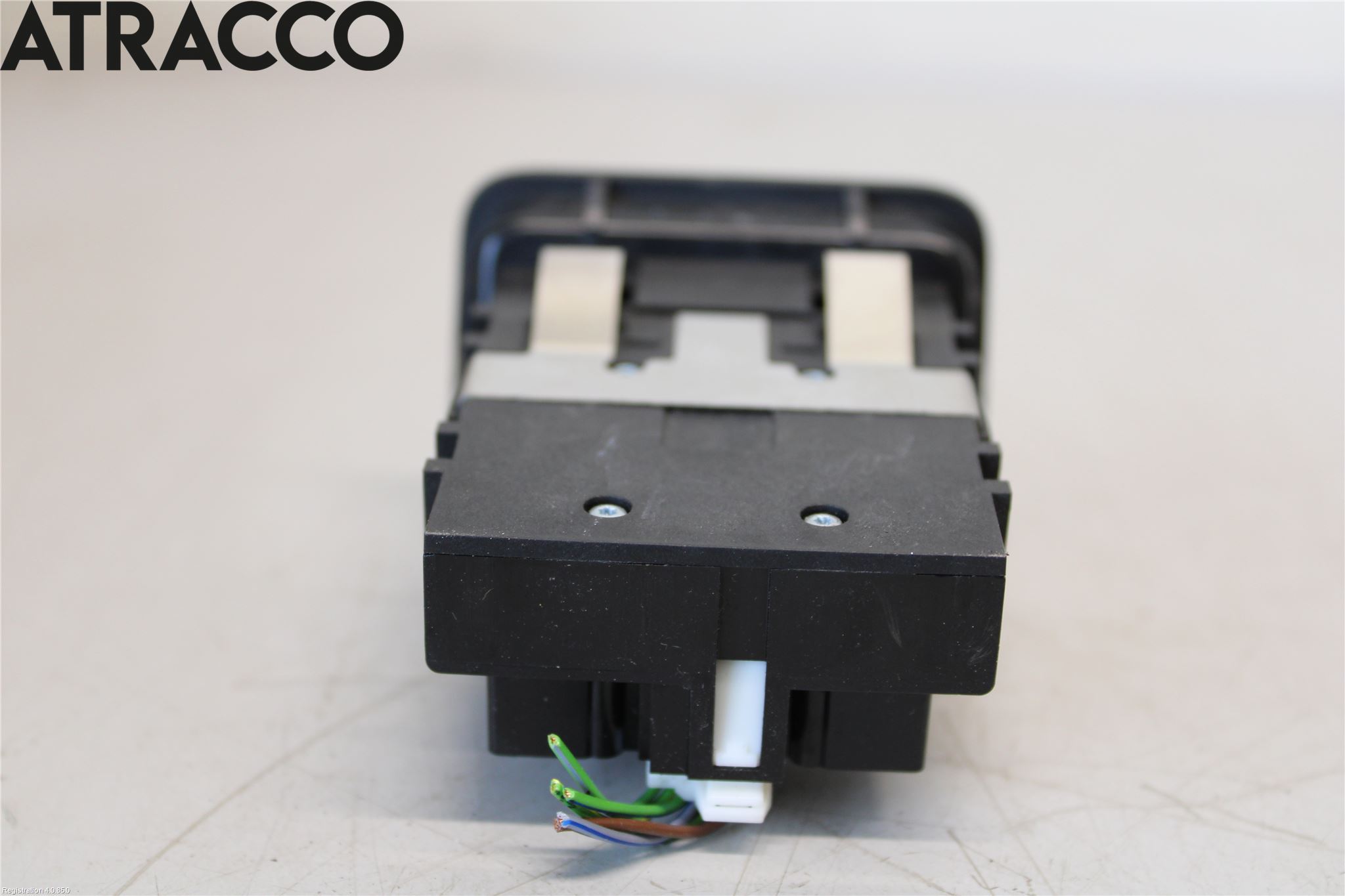 Mercedes-Benz MB CLA-KLASS (C117/X117) 13-19 Bryter Parkeringsbrems