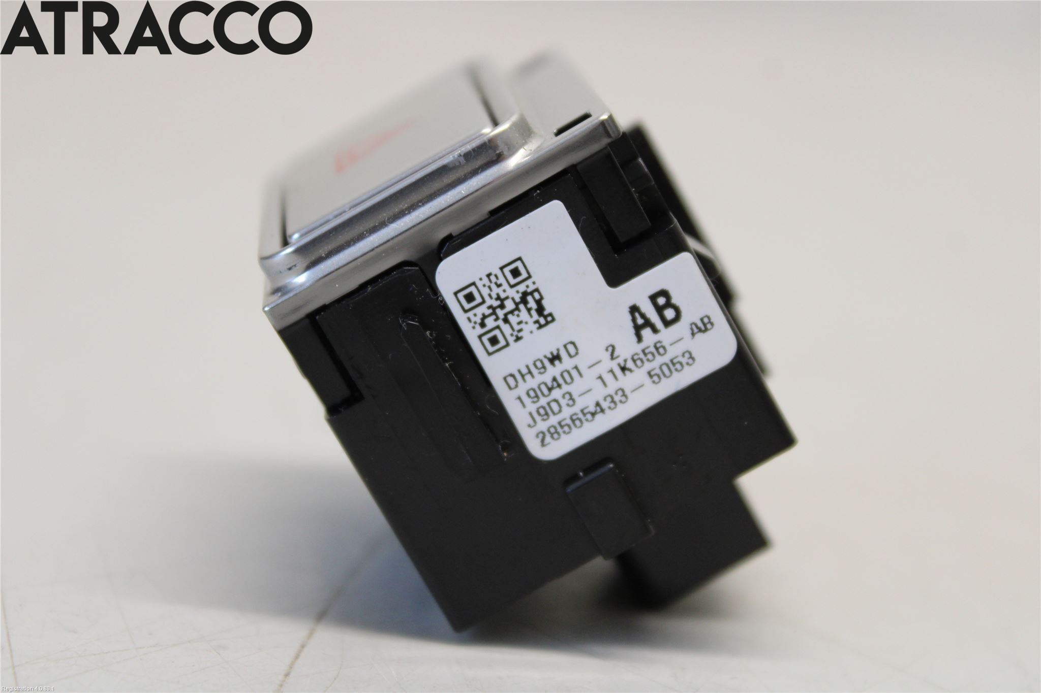 Jaguar I-PACE 18- Bryter Varsel (Nødblink)