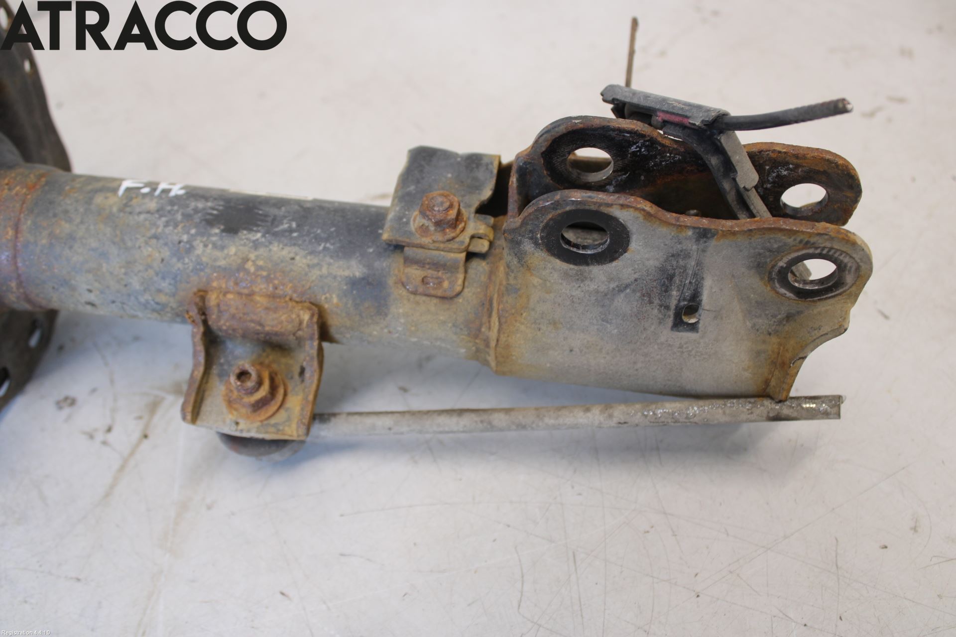 Mitsubishi OUTLANDER 13-21 Fjærbein Foran Høyre