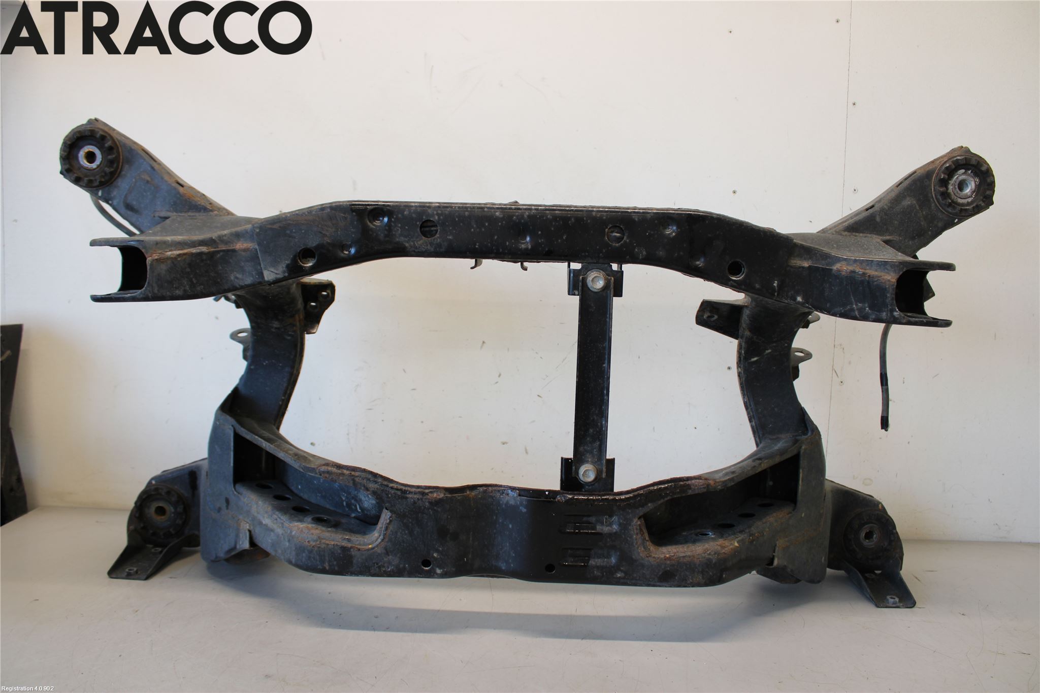 Mitsubishi OUTLANDER 13-21 Bakaksel Feste Travers-Ramme