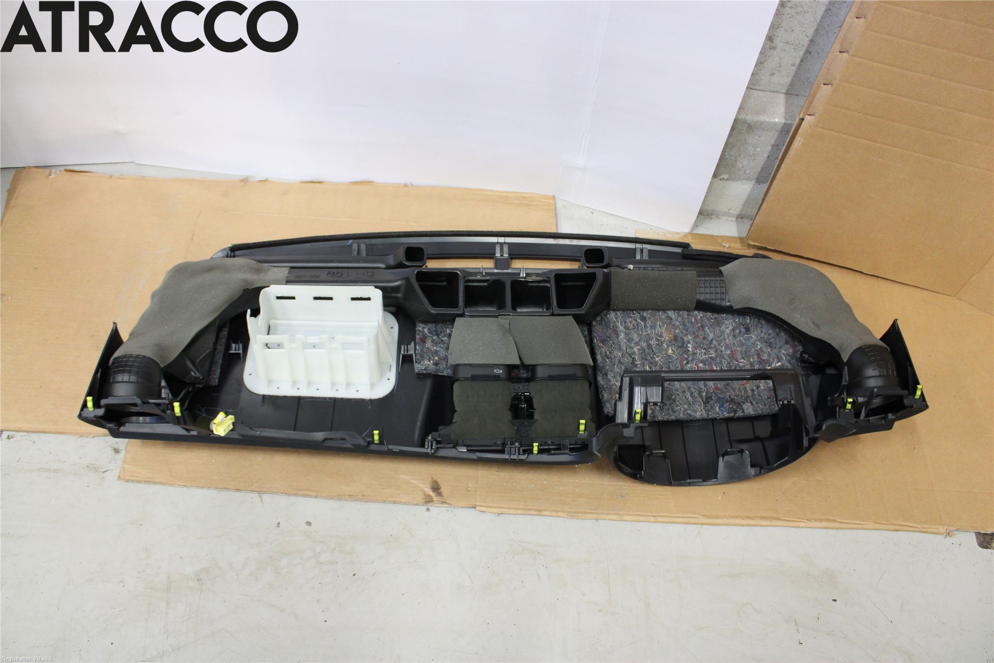 Toyota YARIS XP130 12-14 Dashbord