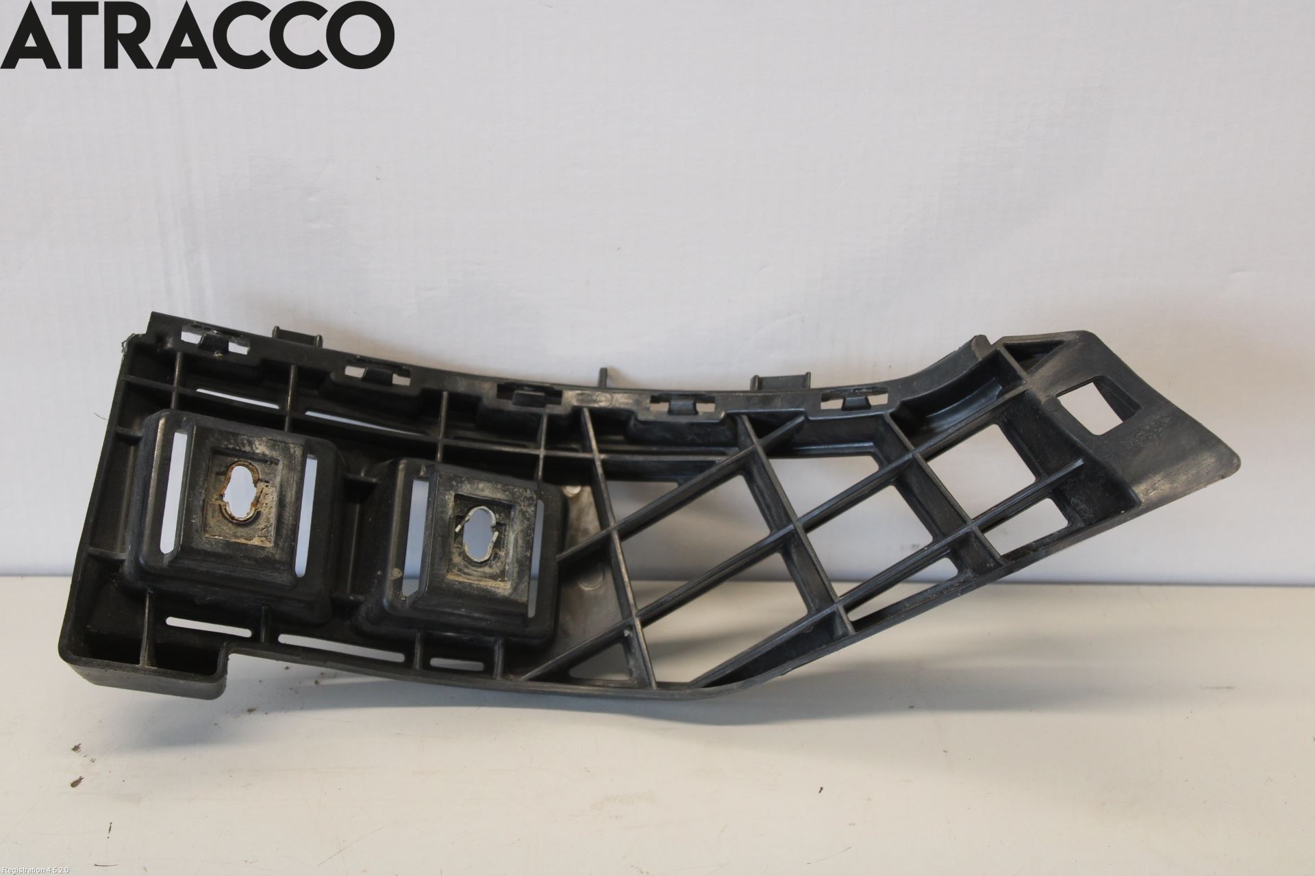 Mercedes-Benz MB E-KLASS (W212) 09-16 Støtfangerfeste Bak Venstre