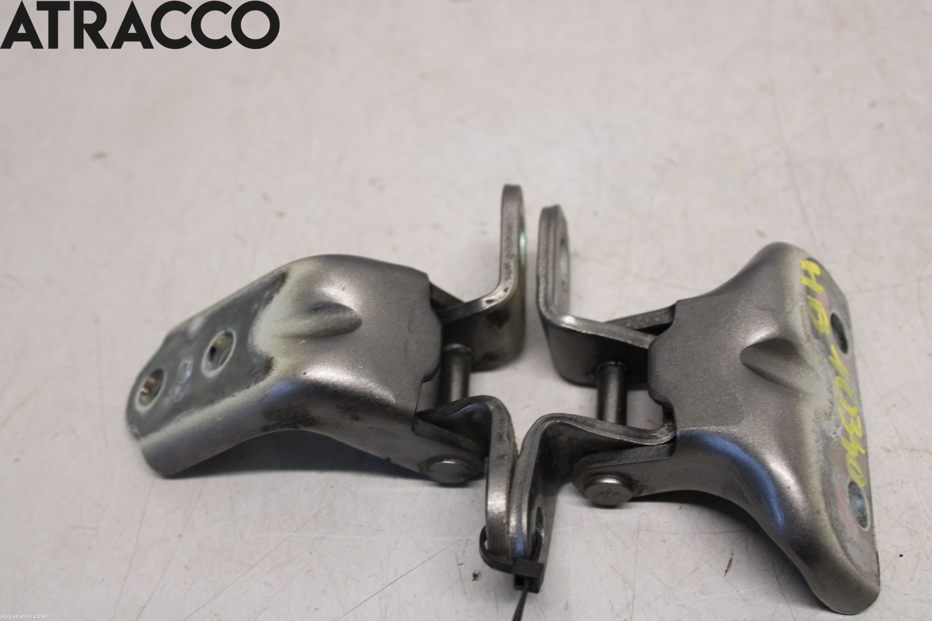 Kia SOUL 09- Dørhengsel