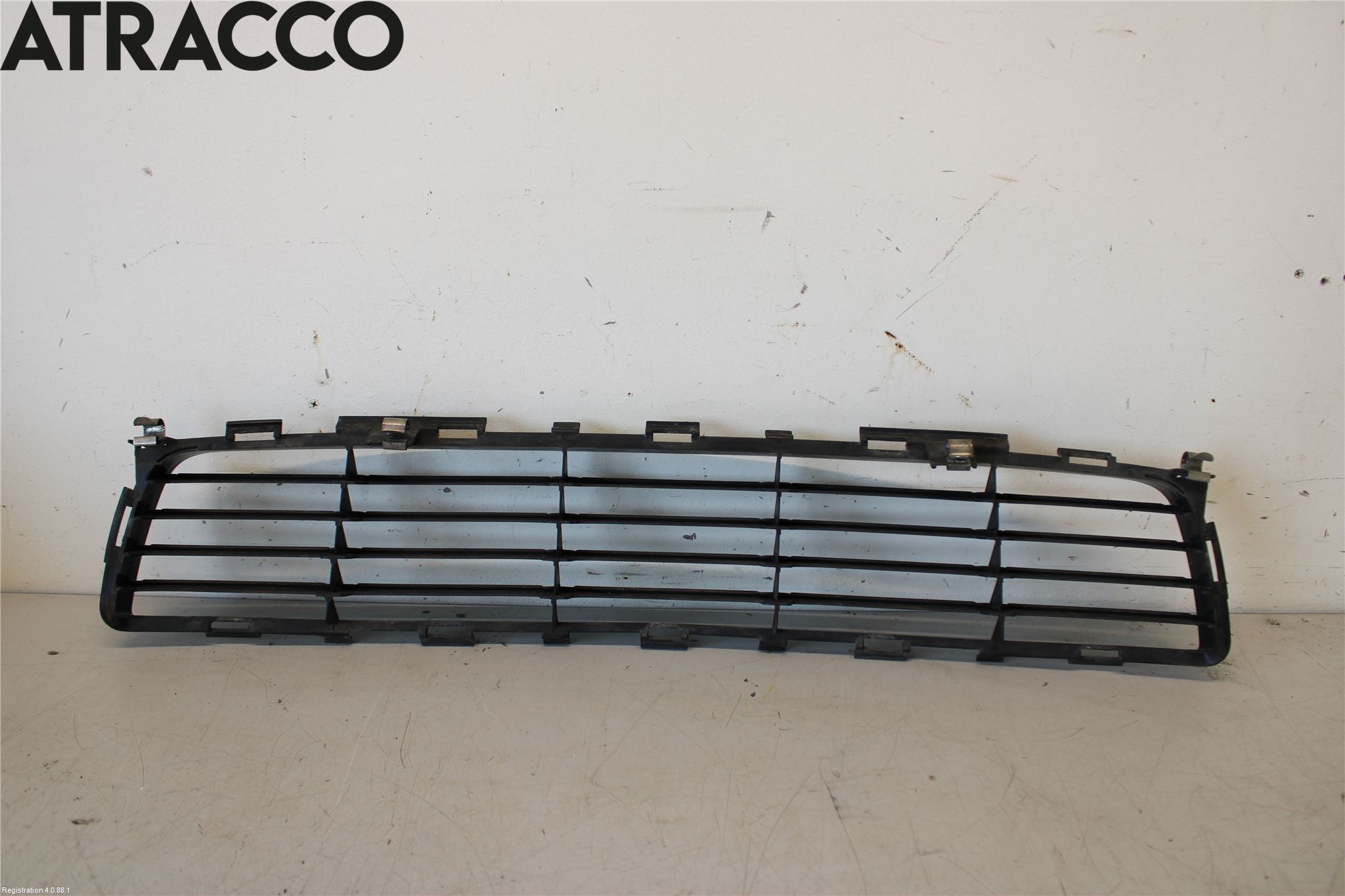 Toyota AURIS 10-12 Grilldel Midt