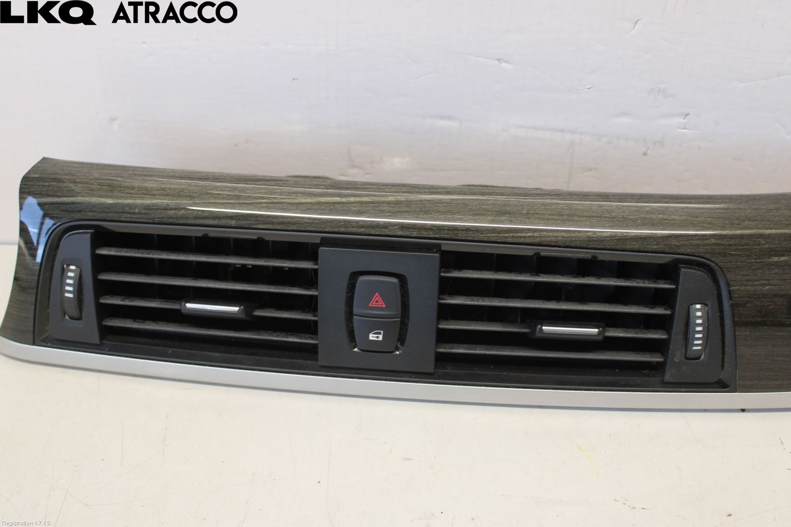 BMW 3 F30/F31/F80 12-19 Dashbord Kanal - Dyse