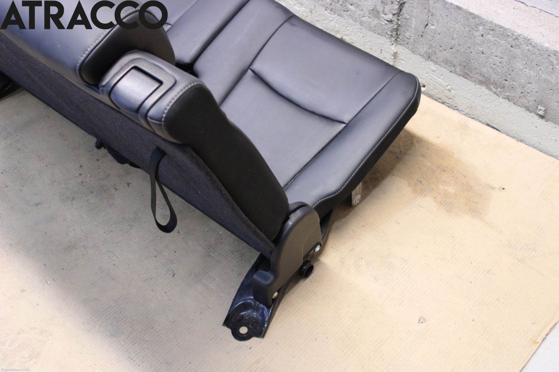 Toyota PRIUS+ ZVW40 12-20 Innr Sete Baksete Kompl