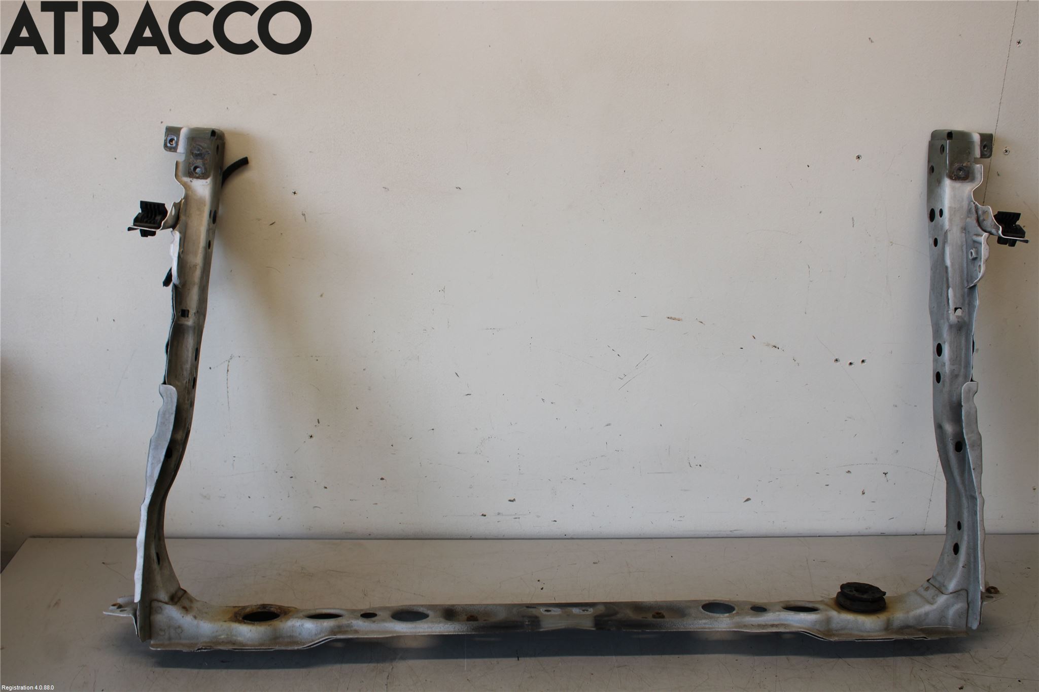 Toyota AURIS 13-19 Radiator Feste - Ramme - Bjelk