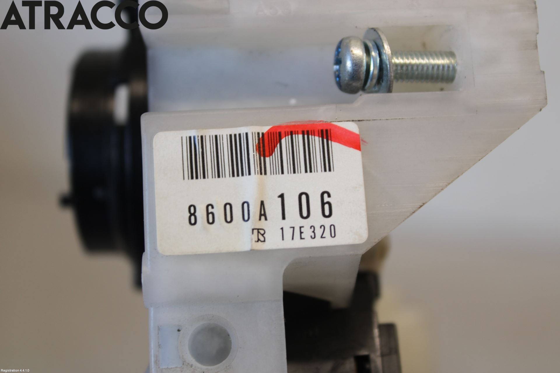 Mitsubishi GRANDIS Bryter Ratt Kombi H Og V