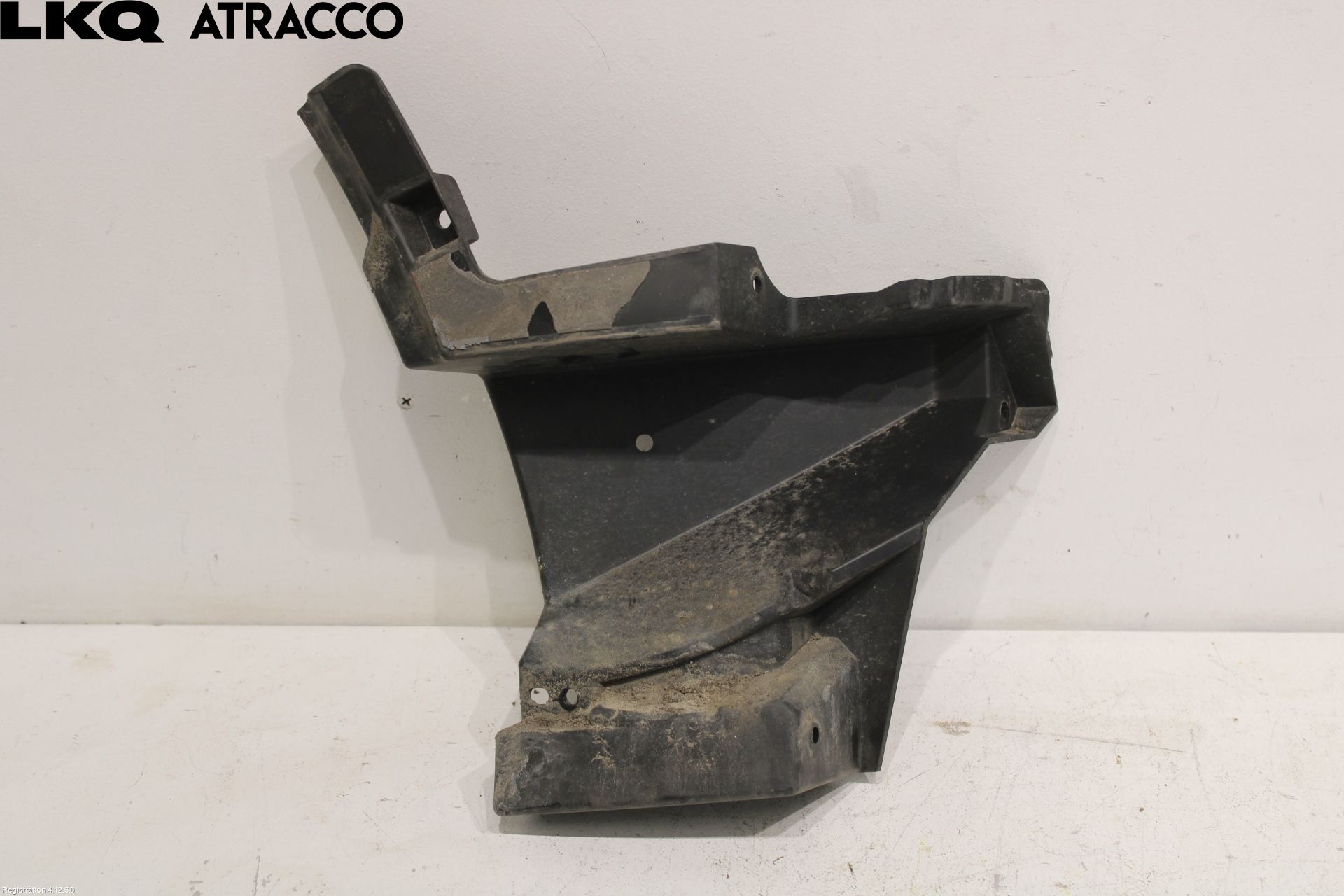 MG MARVEL R 22- Støtfangerfeste Foran Høyre