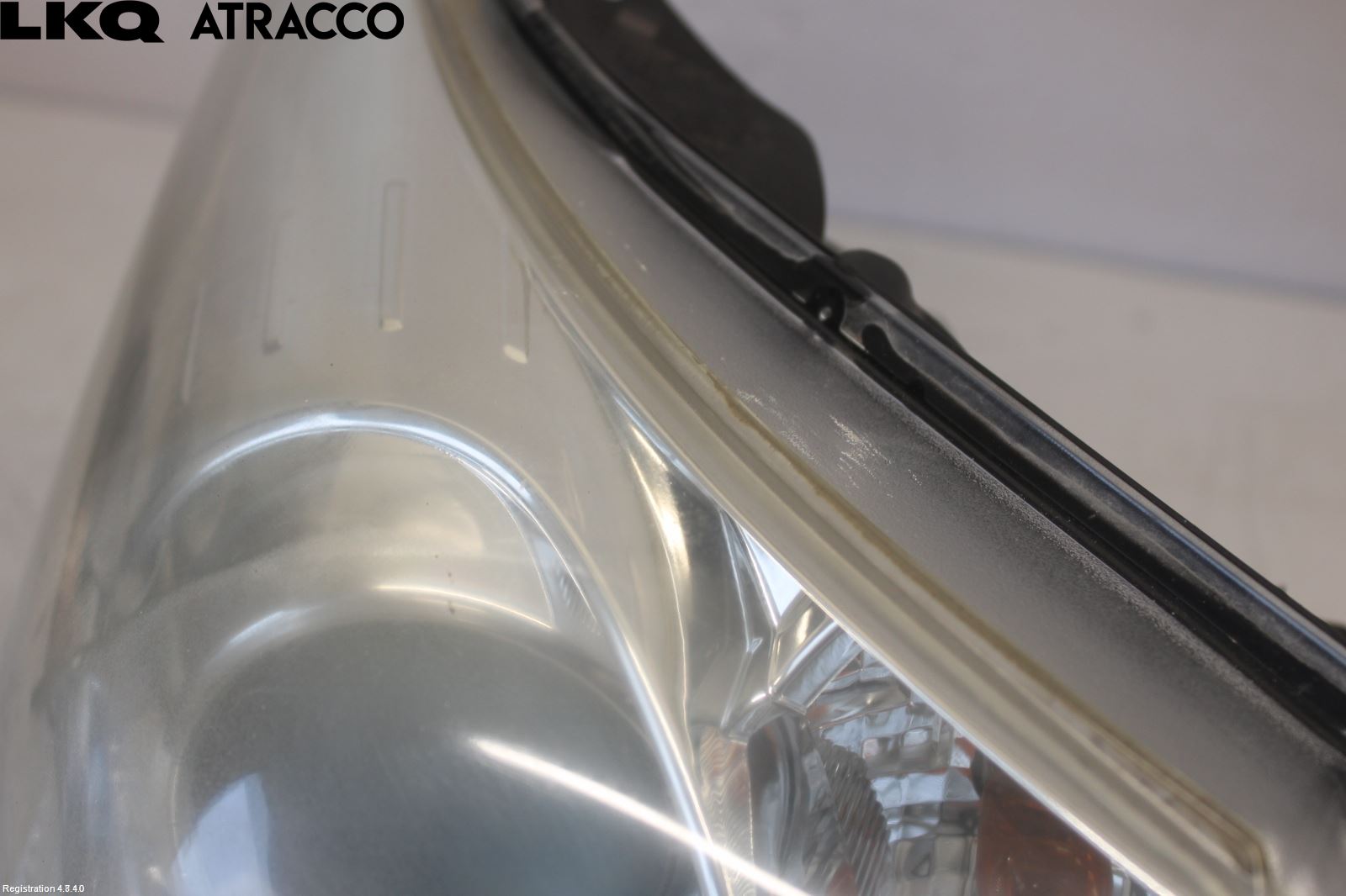 Toyota AVENSIS 09-15 Frontlykt Høyre