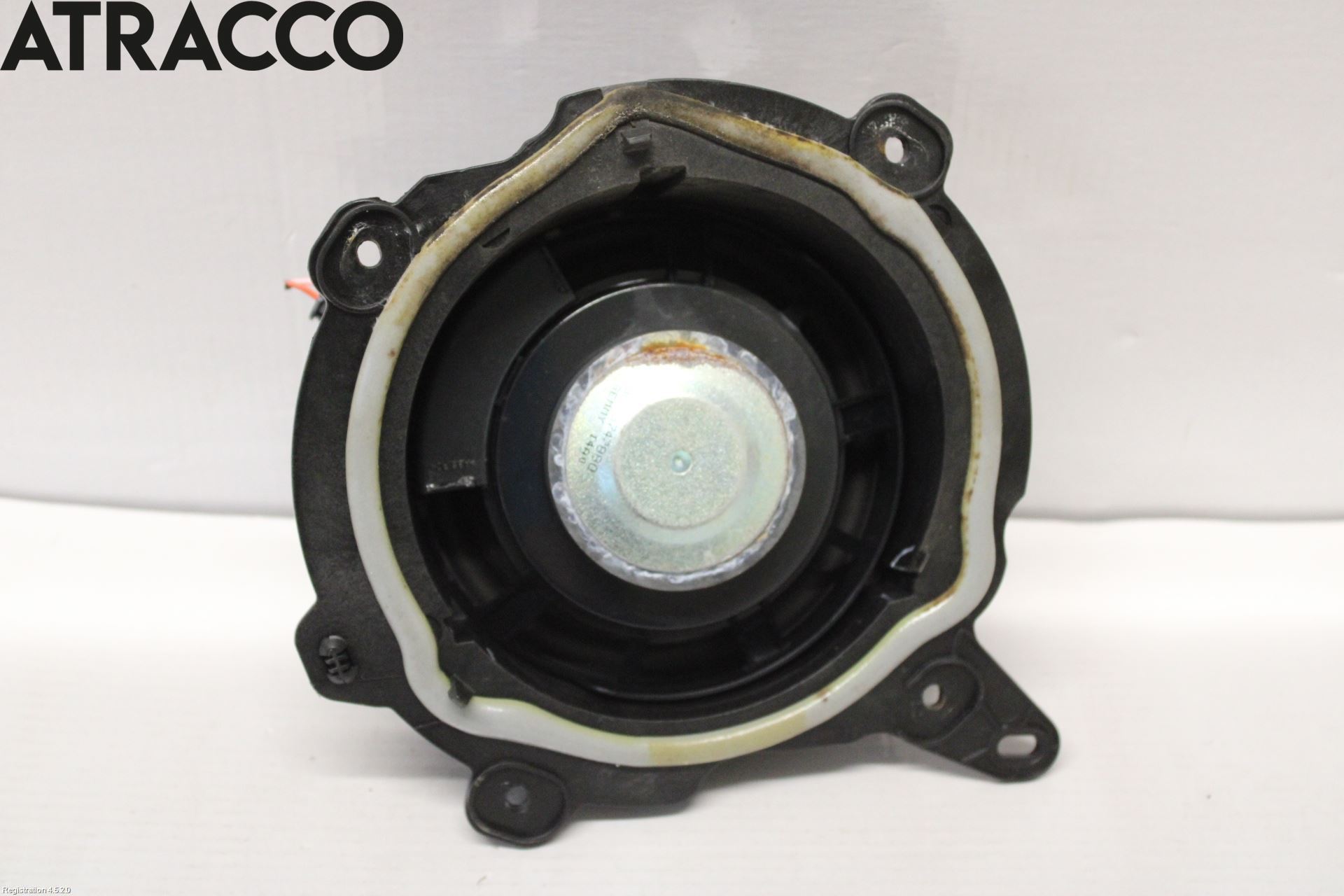 Opel CORSA F, CORSA-E 20- Innr Høyttaler