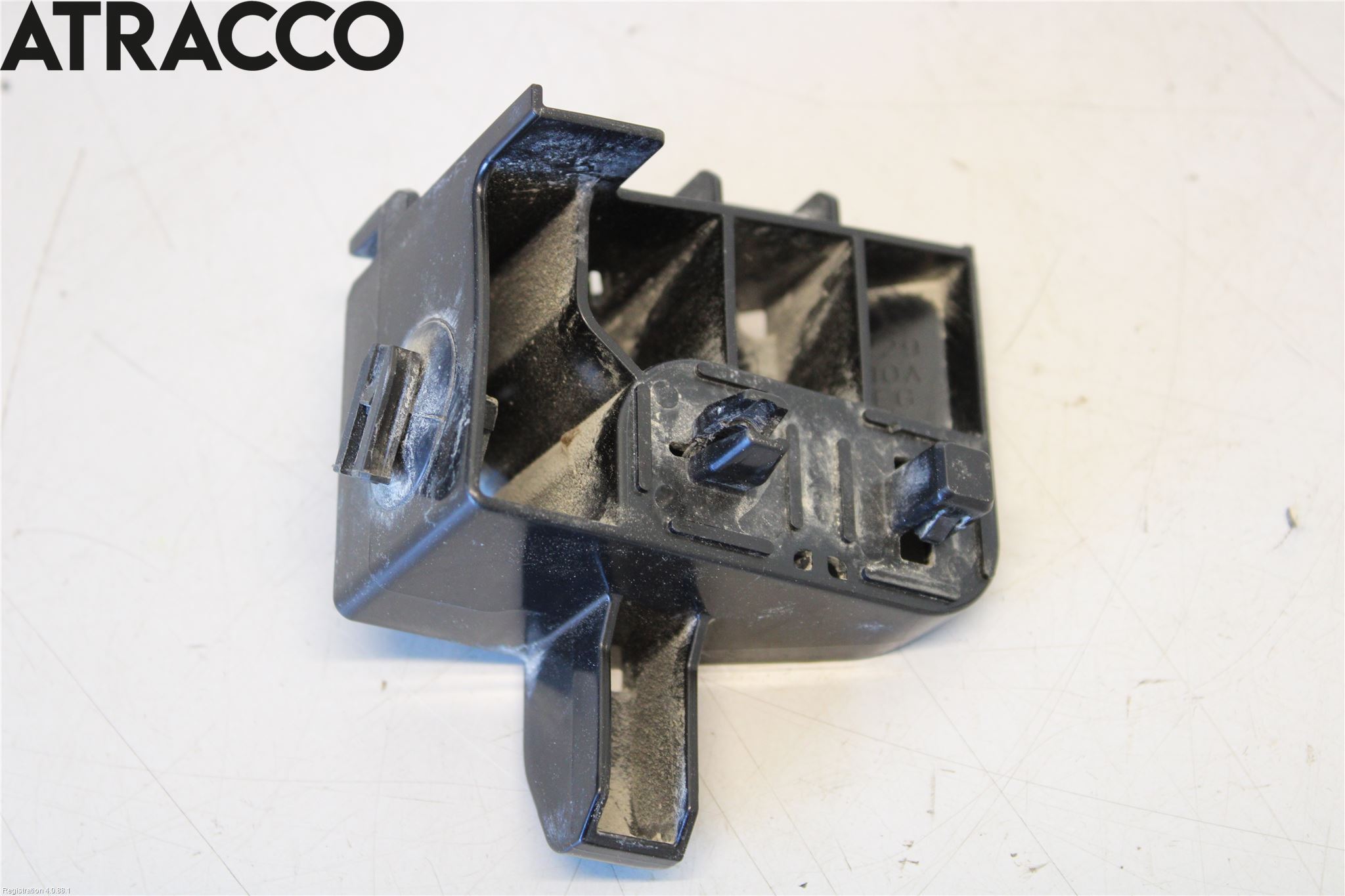 Nissan LEAF 18- Støtfangerfeste Bak Venstre