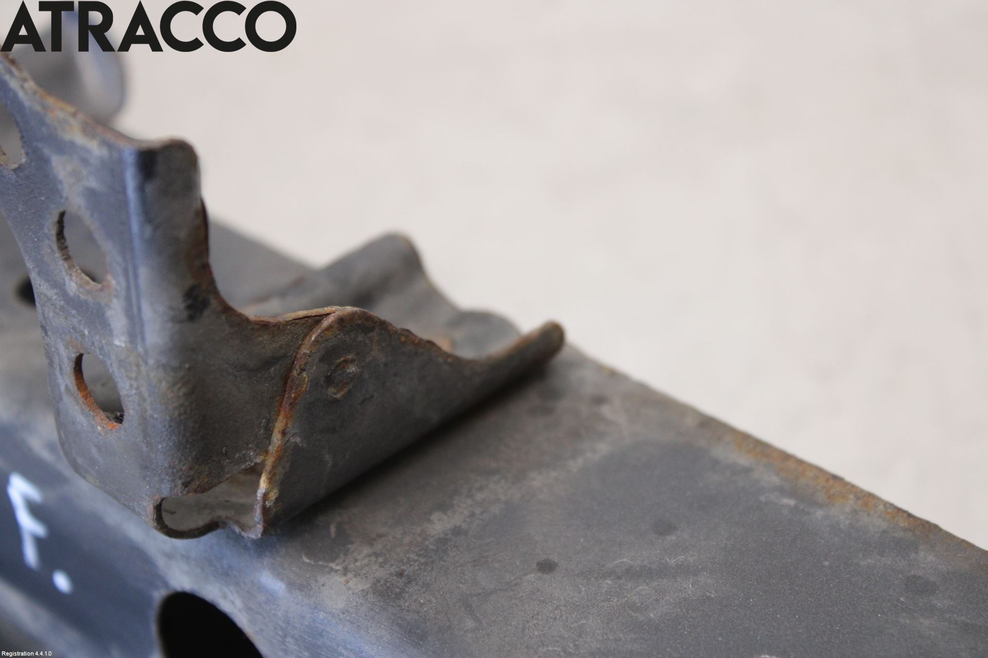 Toyota YARIS XP130 12-14 Frontplate Øvre