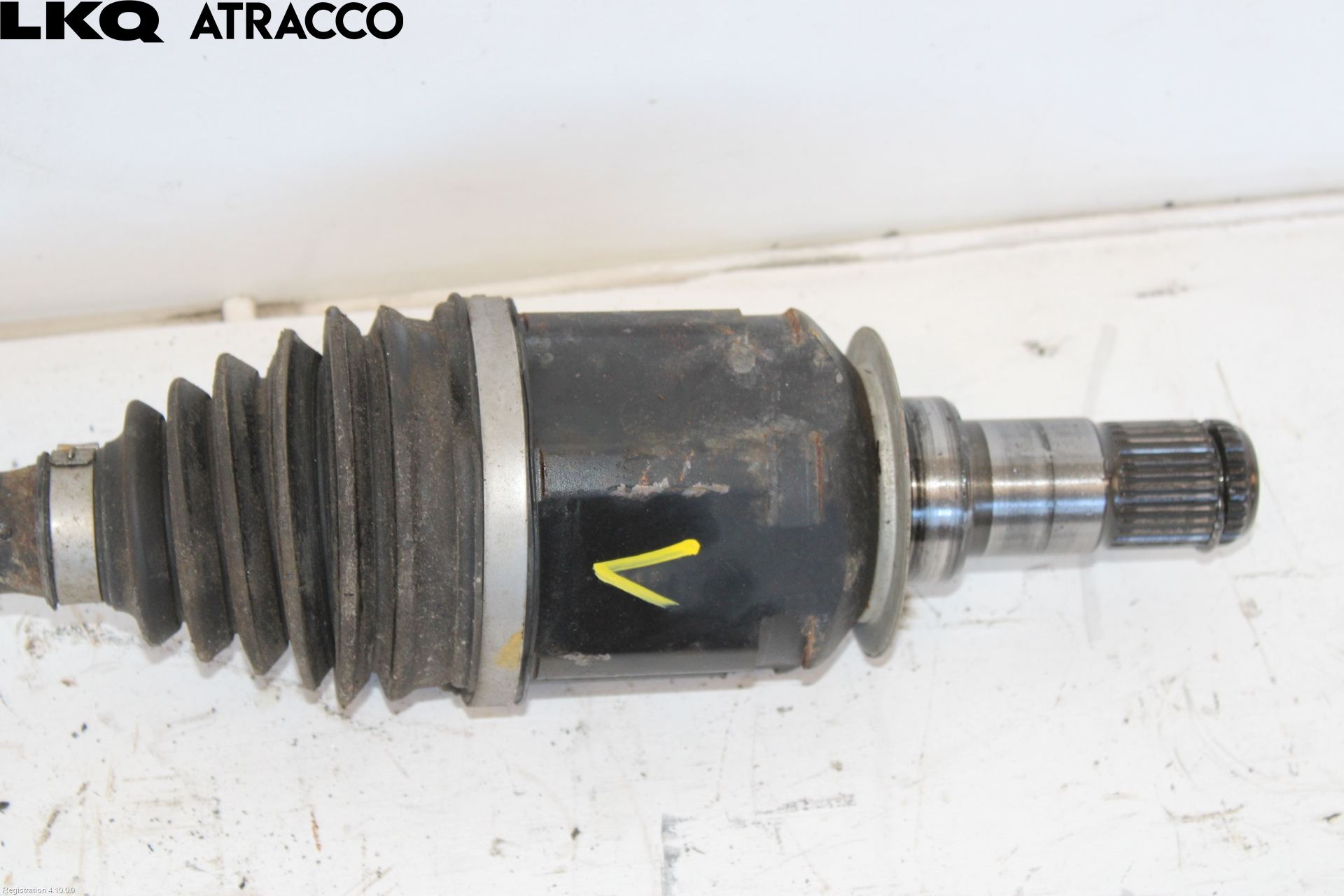 Toyota LANDCRUISER J150 10-23 Drivaksel Foran Kompl Venstre