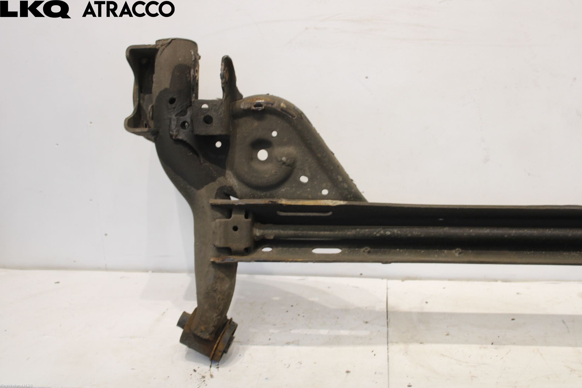 Nissan LEAF 18- Bakaksel