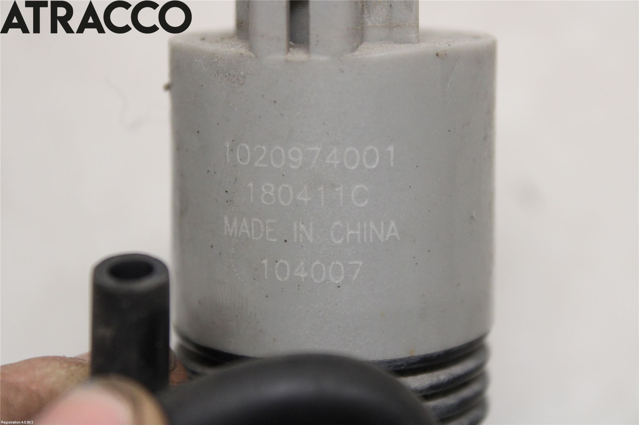 Toyota AURIS 13-19 Spylerpumpe Frontrute