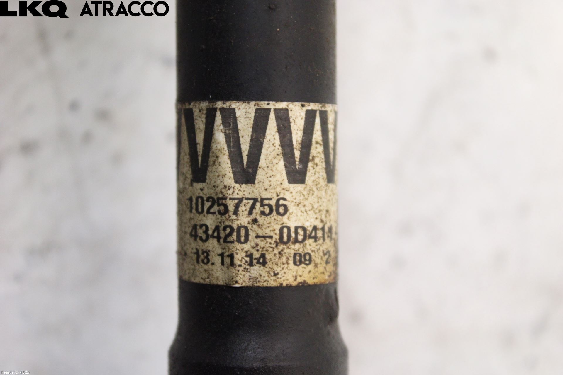 Toyota YARIS XP130 15-20 Drivaksel Foran Kompl Venstre