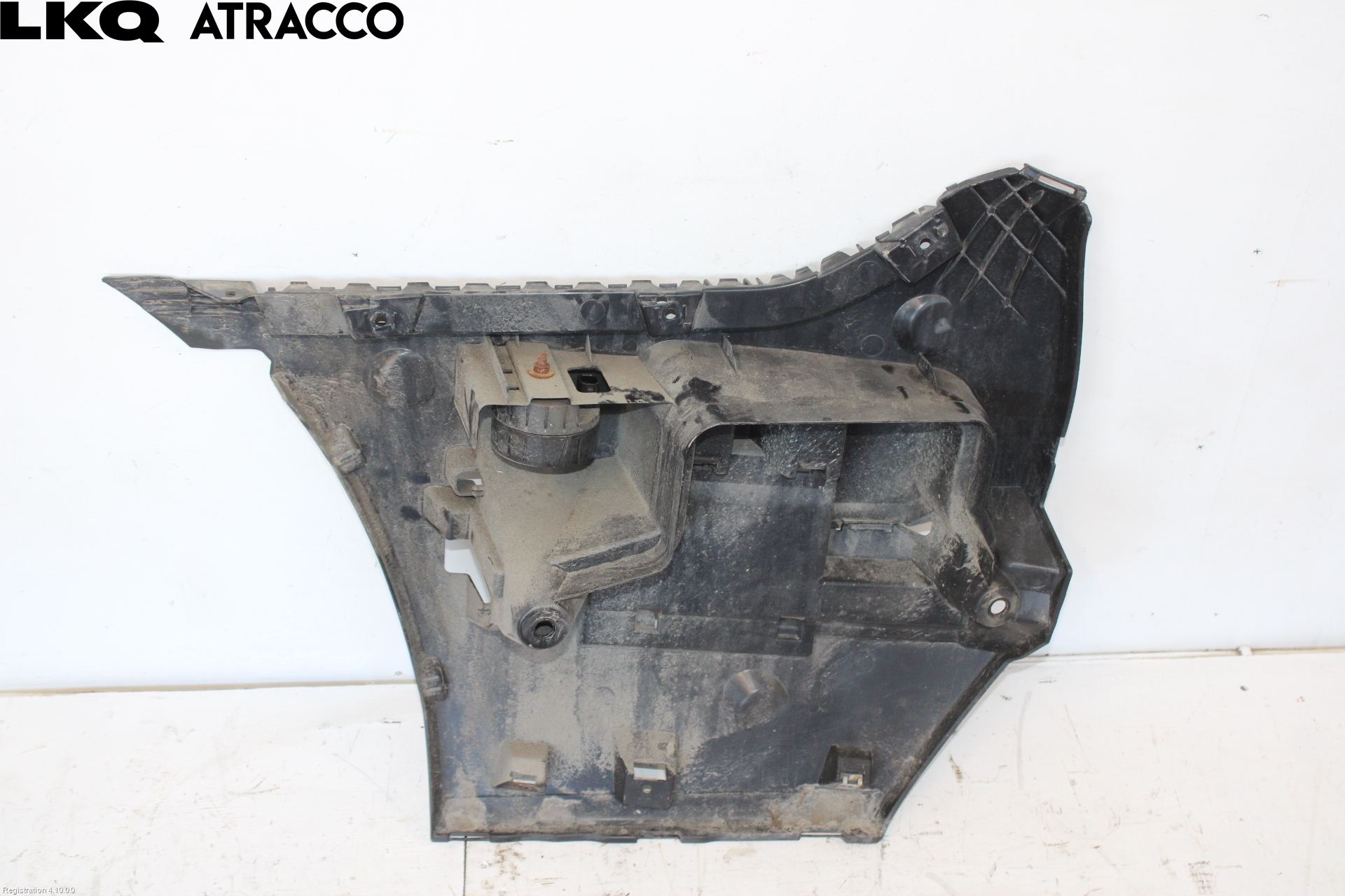BMW 5 F10/F11/F18 09-17 Støtfangerfeste Bak Høyre