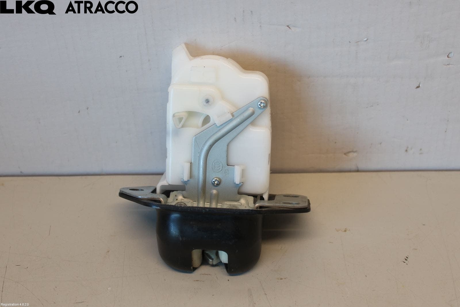 Nissan LEAF 11-17 Bakluke-Lokk Låsekasse