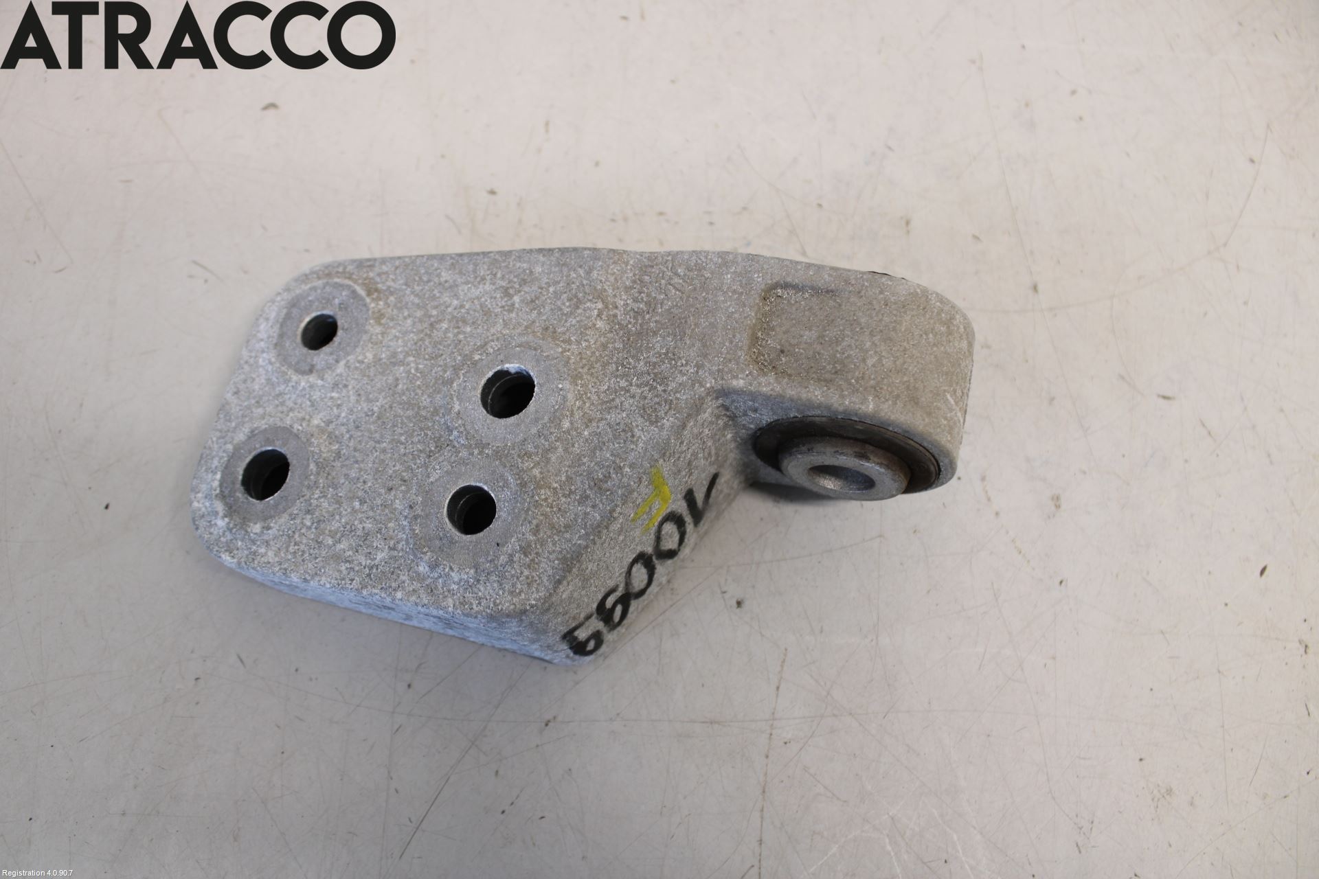 Toyota C-HR 16-23 Motor Feste Stål-Alu