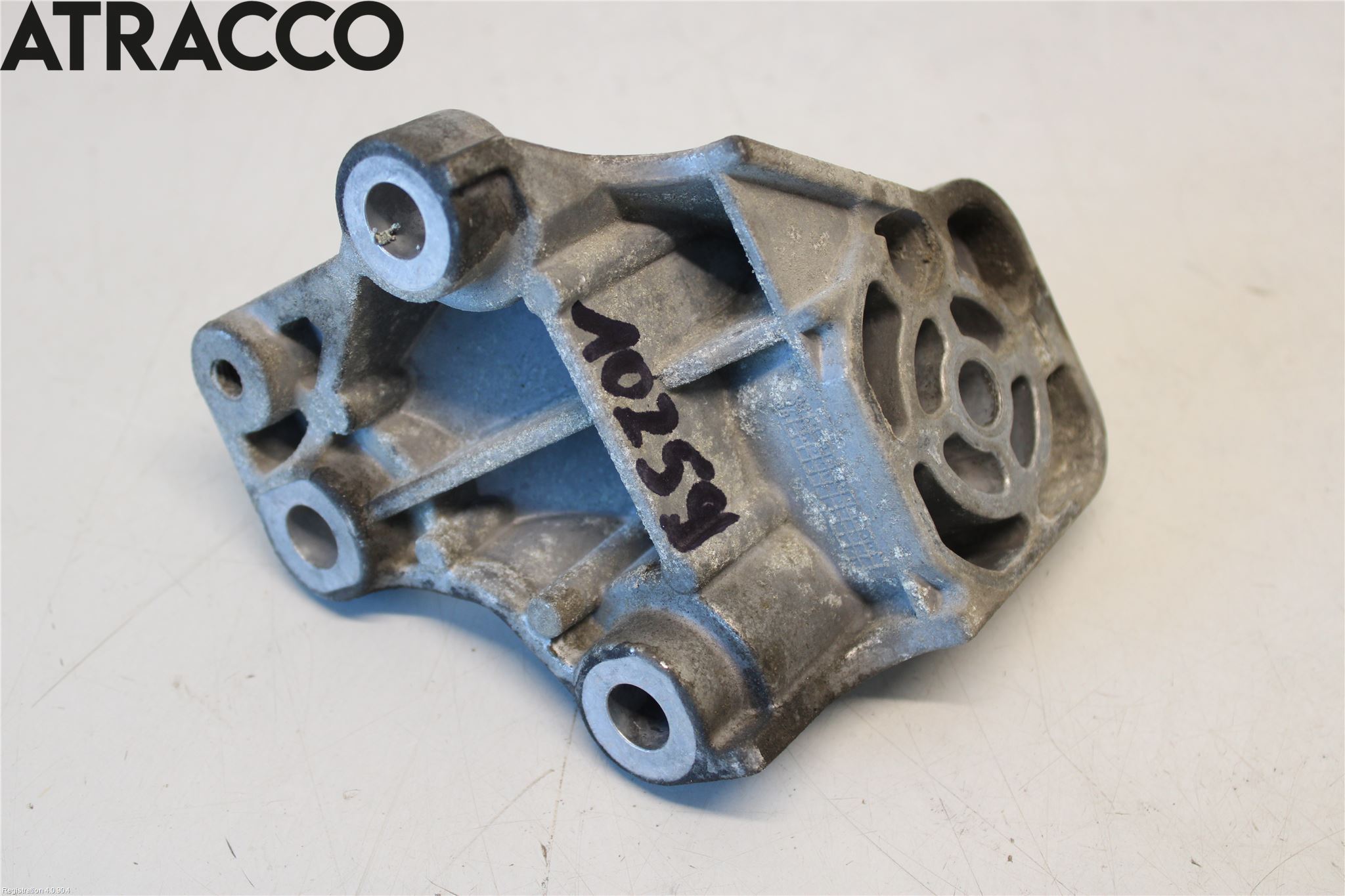 Volvo V70 05-08 Motor Feste Stål-Alu