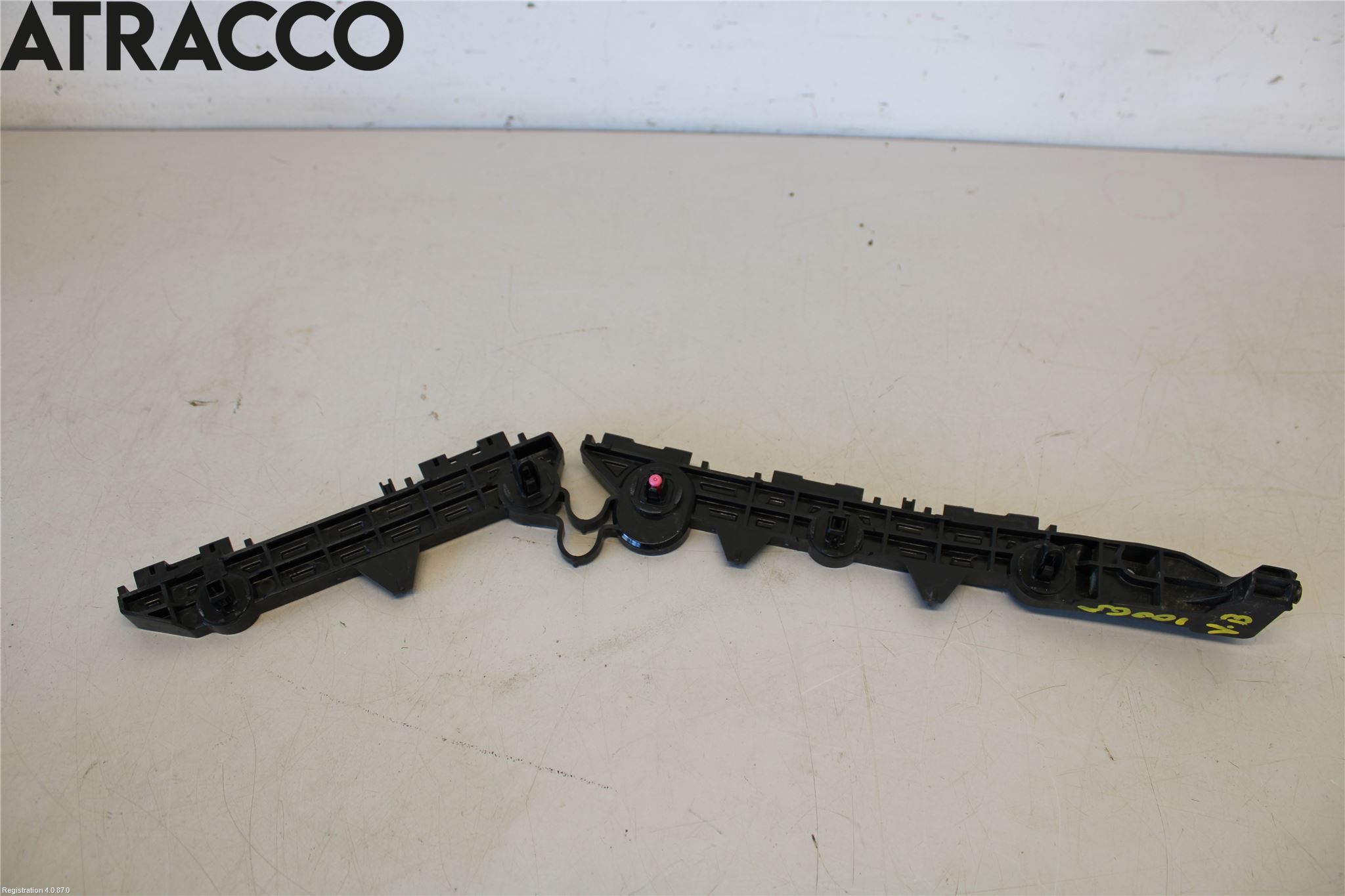 Toyota RAV4 19- Støtfangerfeste Bak Venstre