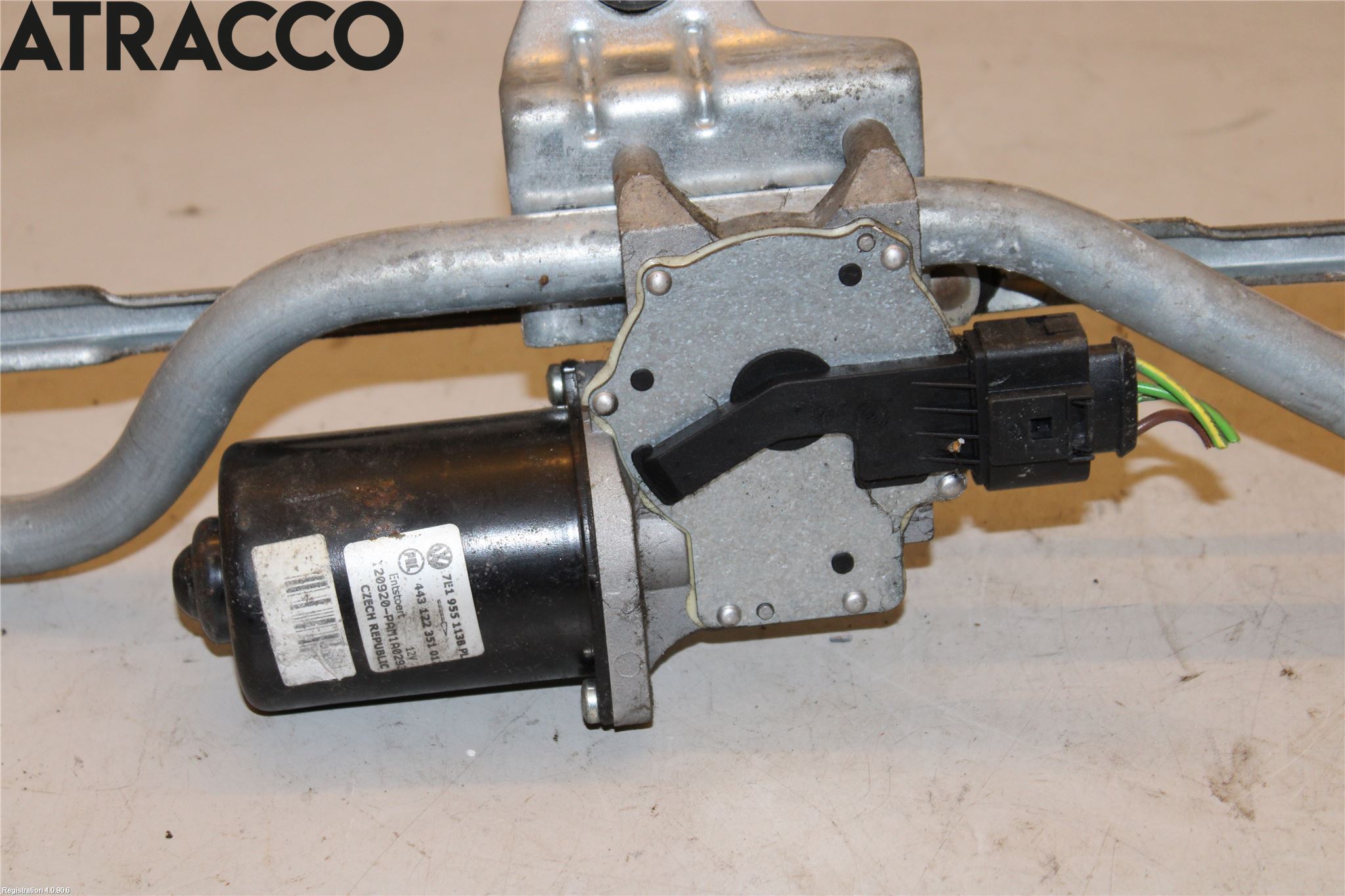 Volkswagen VW TRANSP/CARAVELLE (T5) 04-15 Viskermotor Frontrute